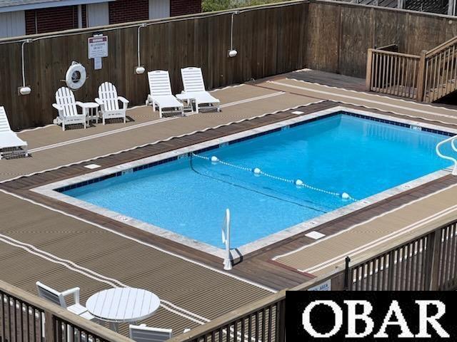 With only 9 units, seldom crowded