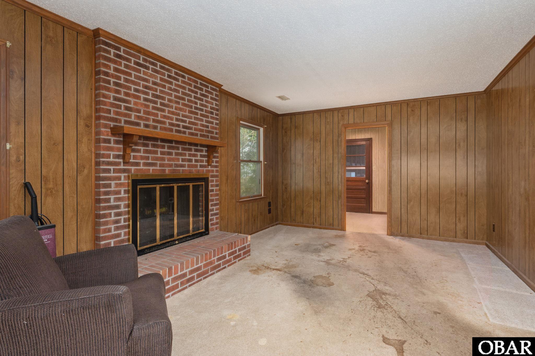 512 Canal Drive, Kill Devil Hills, NC 27948, 3 Bedrooms Bedrooms, ,2 BathroomsBathrooms,Residential,For sale,Canal Drive,127557