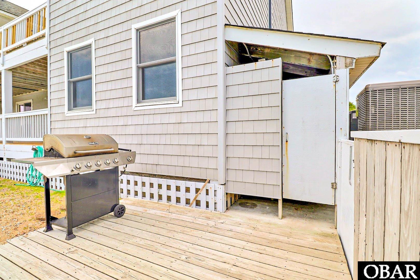 8 Third Avenue, Southern Shores, NC 27949, 5 Bedrooms Bedrooms, ,4 BathroomsBathrooms,Residential,For sale,Third Avenue,127566