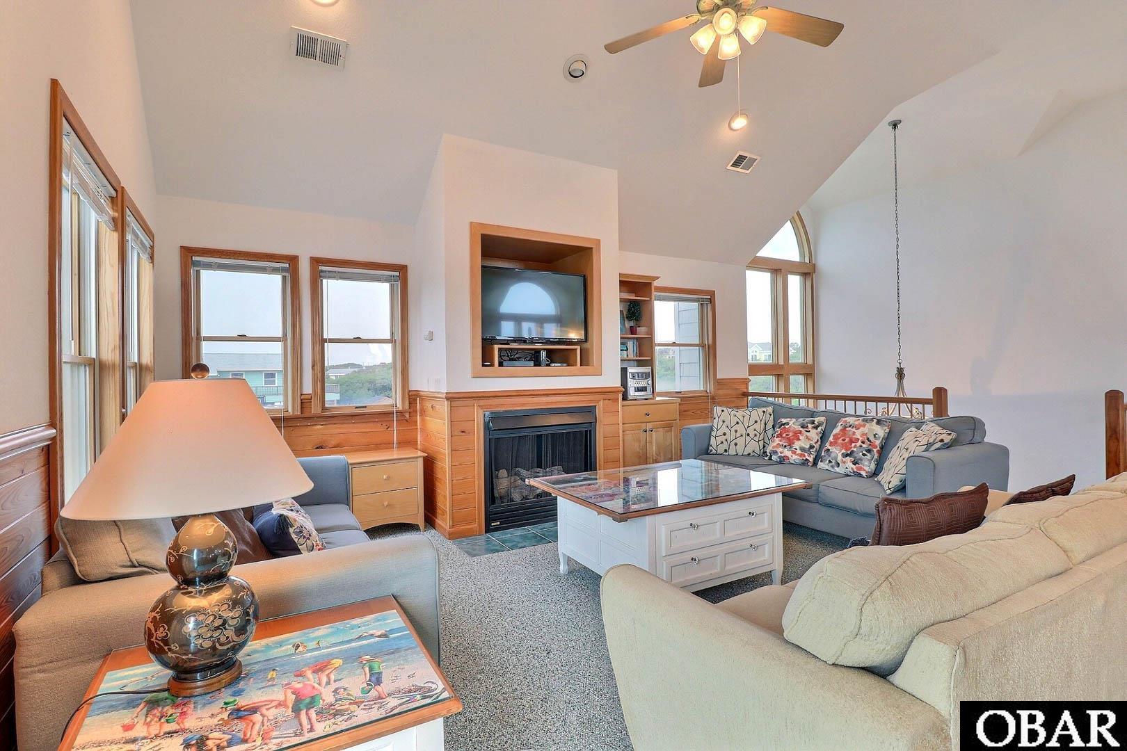 8 Third Avenue, Southern Shores, NC 27949, 5 Bedrooms Bedrooms, ,4 BathroomsBathrooms,Residential,For sale,Third Avenue,127566