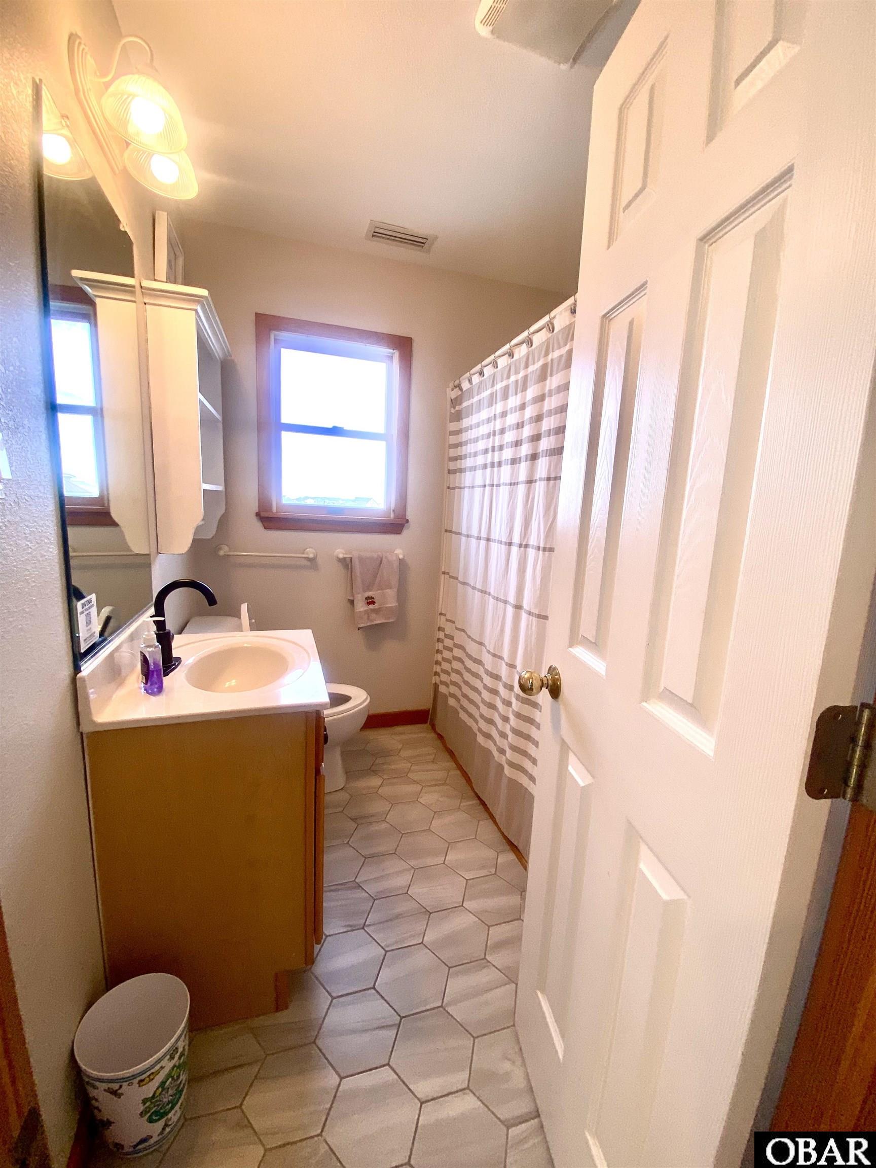 25221 Sea Vista Drive, Waves, NC 27982, 5 Bedrooms Bedrooms, ,3 BathroomsBathrooms,Residential,For sale,Sea Vista Drive,127571