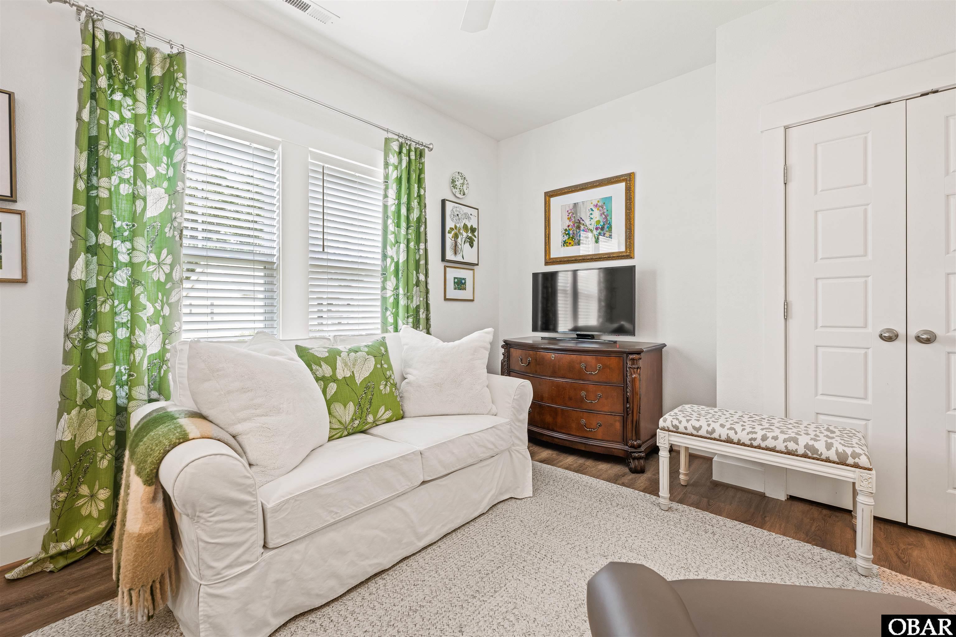 604 Viccars Lane, Manteo, NC 27954, 3 Bedrooms Bedrooms, ,2 BathroomsBathrooms,Residential,For sale,Viccars Lane,127575