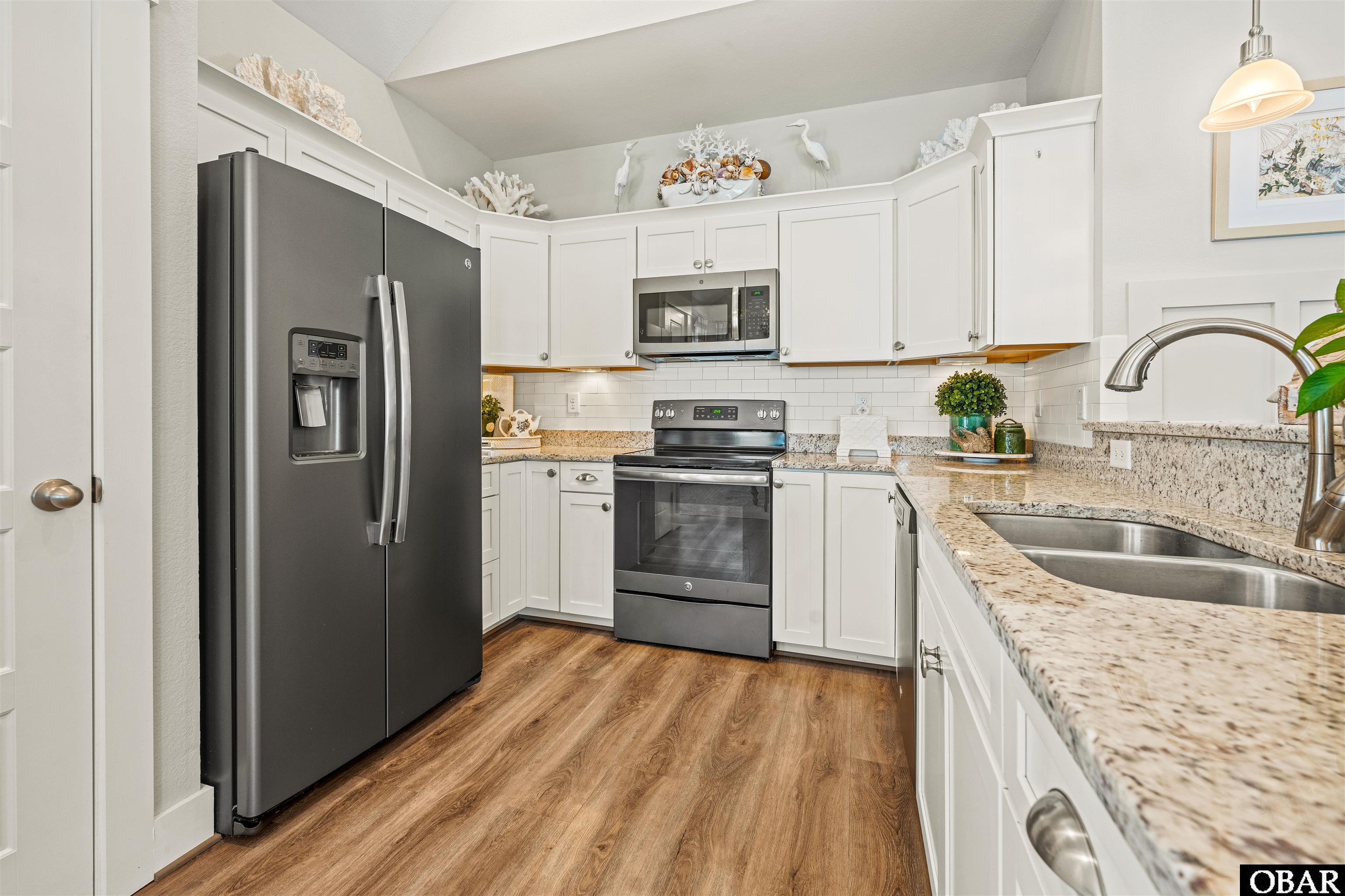 604 Viccars Lane, Manteo, NC 27954, 3 Bedrooms Bedrooms, ,2 BathroomsBathrooms,Residential,For sale,Viccars Lane,127575