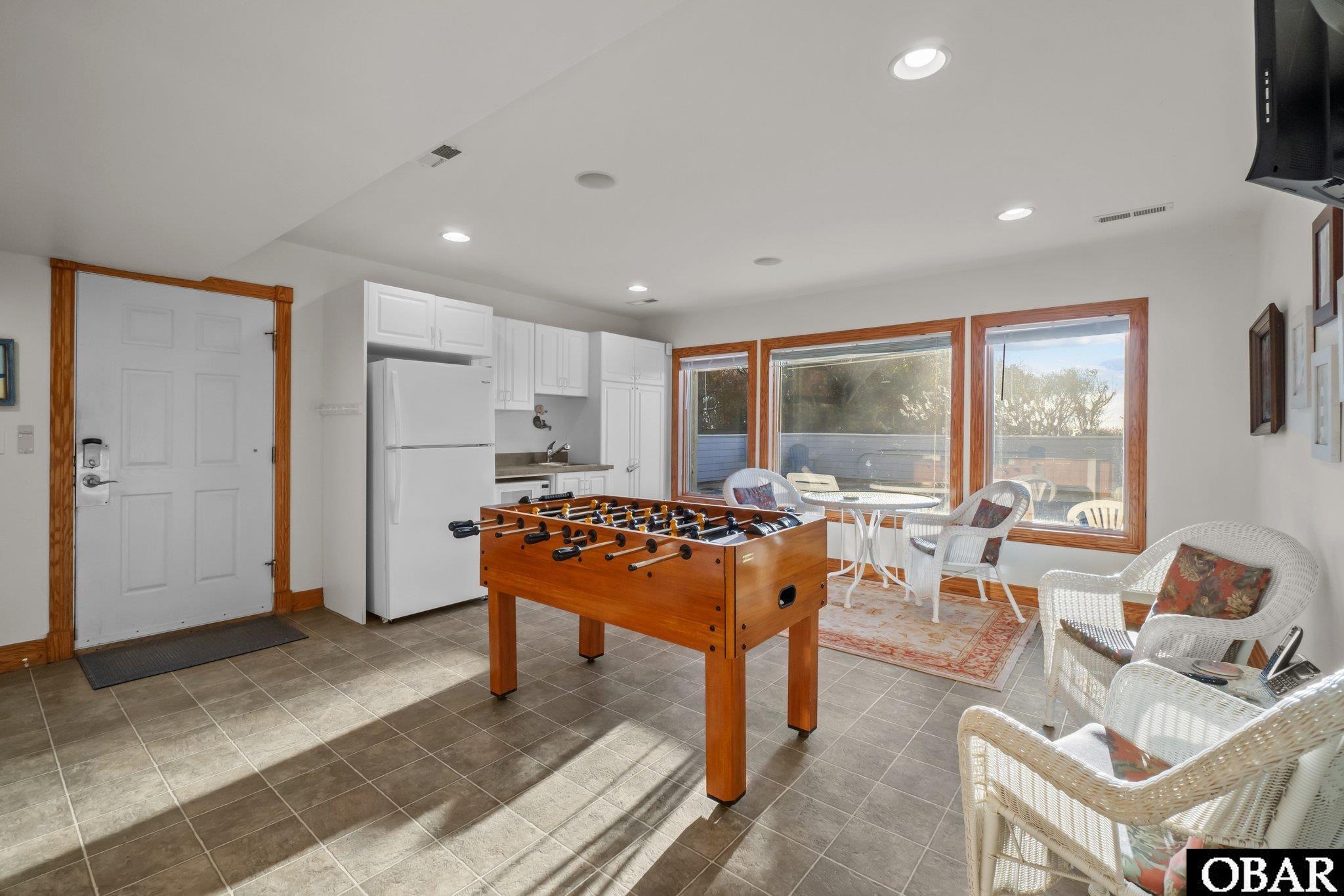 876 Drifting Sands Drive, Corolla, NC 27927, 5 Bedrooms Bedrooms, ,5 BathroomsBathrooms,Residential,For sale,Drifting Sands Drive,127576