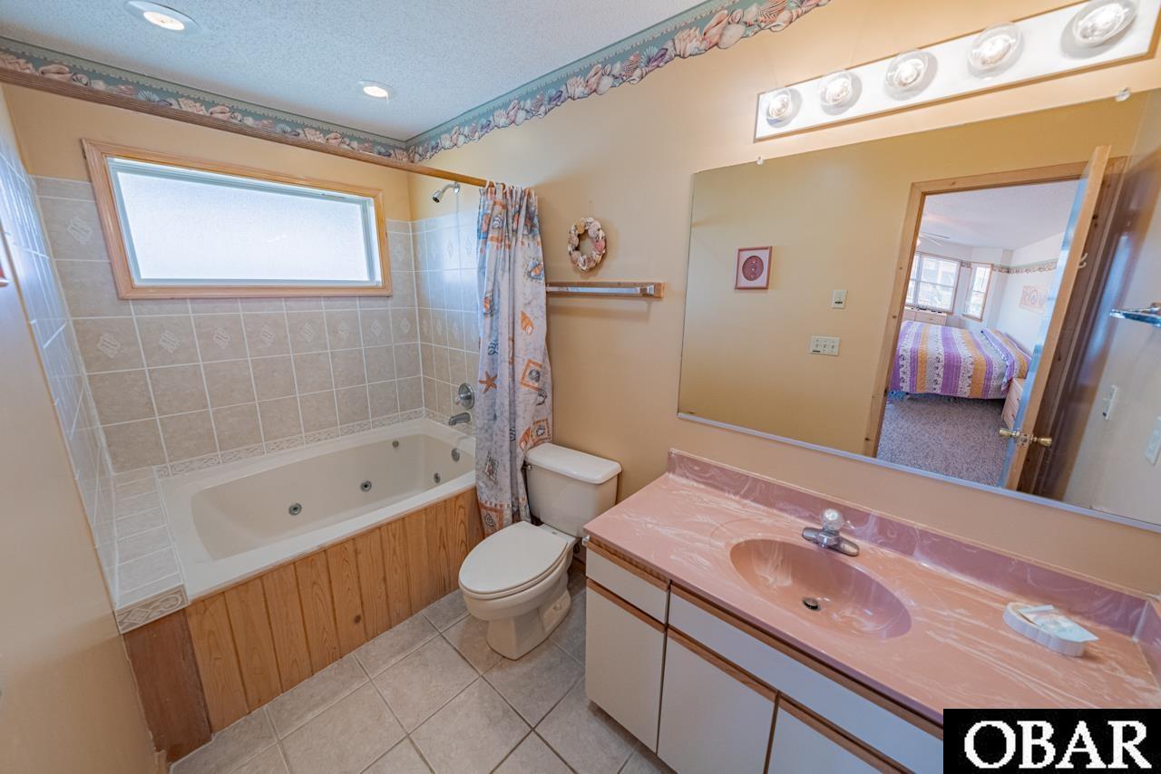 25268 Sea Vista Drive, Waves, NC 27982, 4 Bedrooms Bedrooms, ,3 BathroomsBathrooms,Residential,For sale,Sea Vista Drive,127578