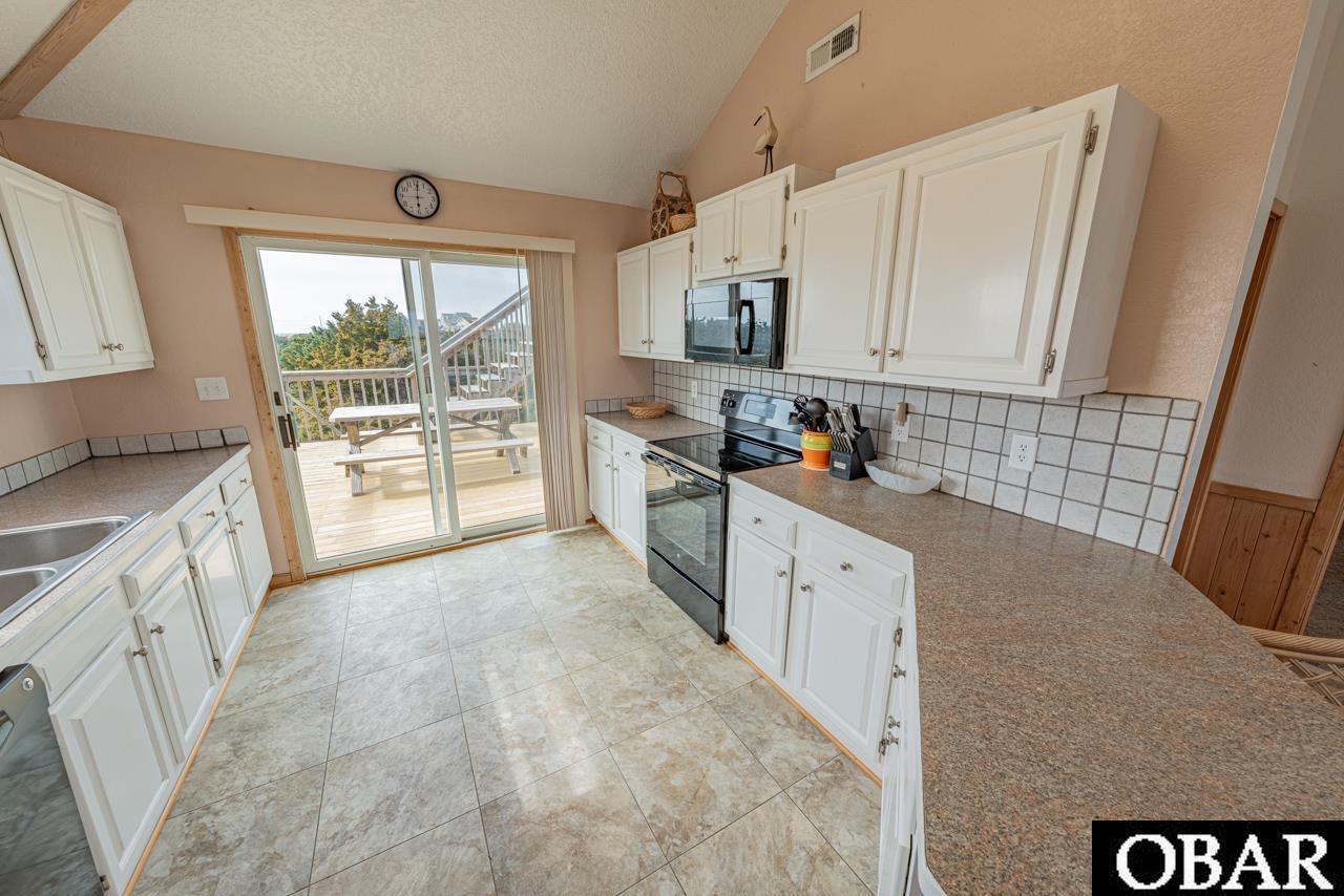 25268 Sea Vista Drive, Waves, NC 27982, 4 Bedrooms Bedrooms, ,3 BathroomsBathrooms,Residential,For sale,Sea Vista Drive,127578