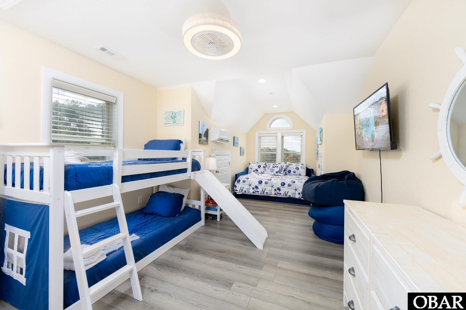 1111 Cambridge Road, Kill Devil Hills, NC 27948, 3 Bedrooms Bedrooms, ,3 BathroomsBathrooms,Residential,For sale,Cambridge Road,127580