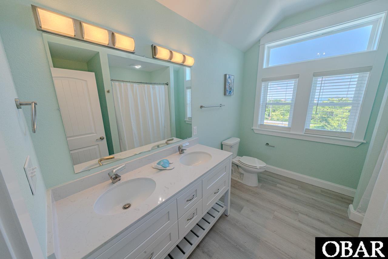 56738 NC 12 Highway, Hatteras, NC 27943, 6 Bedrooms Bedrooms, ,6 BathroomsBathrooms,Residential,For sale,NC 12 Highway,127584