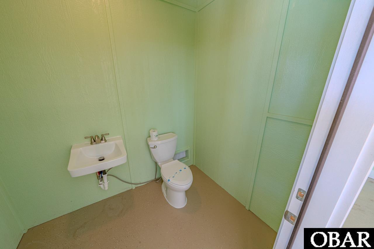 56738 NC 12 Highway, Hatteras, NC 27943, 6 Bedrooms Bedrooms, ,6 BathroomsBathrooms,Residential,For sale,NC 12 Highway,127584