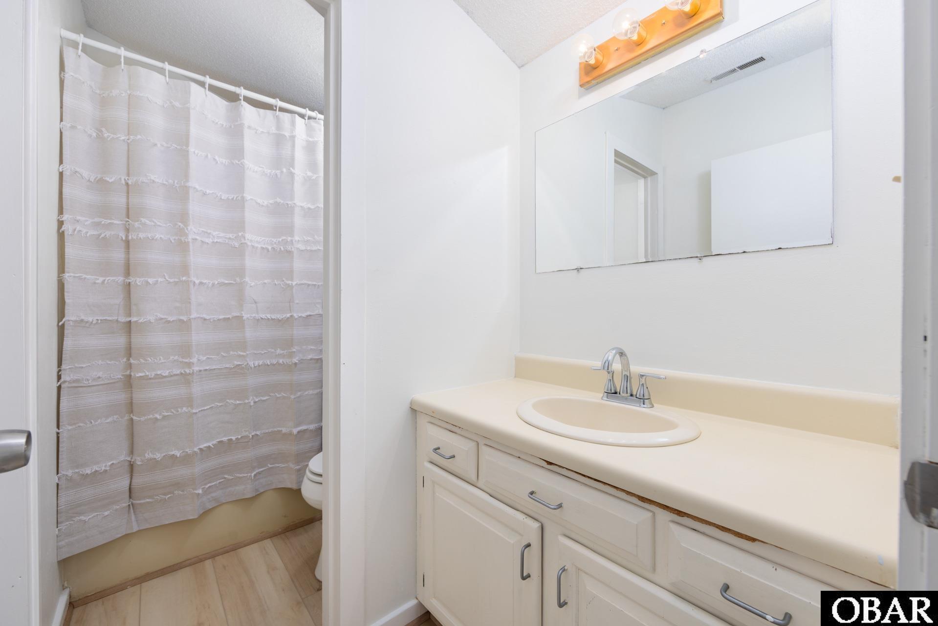 321 Truxton Street, Kill Devil Hills, NC 27948, 3 Bedrooms Bedrooms, ,3 BathroomsBathrooms,Residential,For sale,Truxton Street,127591