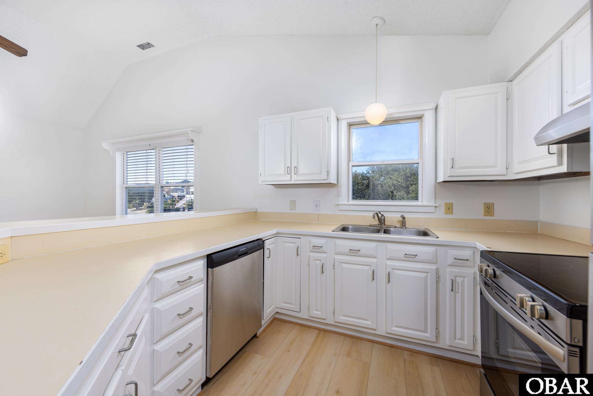 321 Truxton Street, Kill Devil Hills, NC 27948, 3 Bedrooms Bedrooms, ,3 BathroomsBathrooms,Residential,For sale,Truxton Street,127591