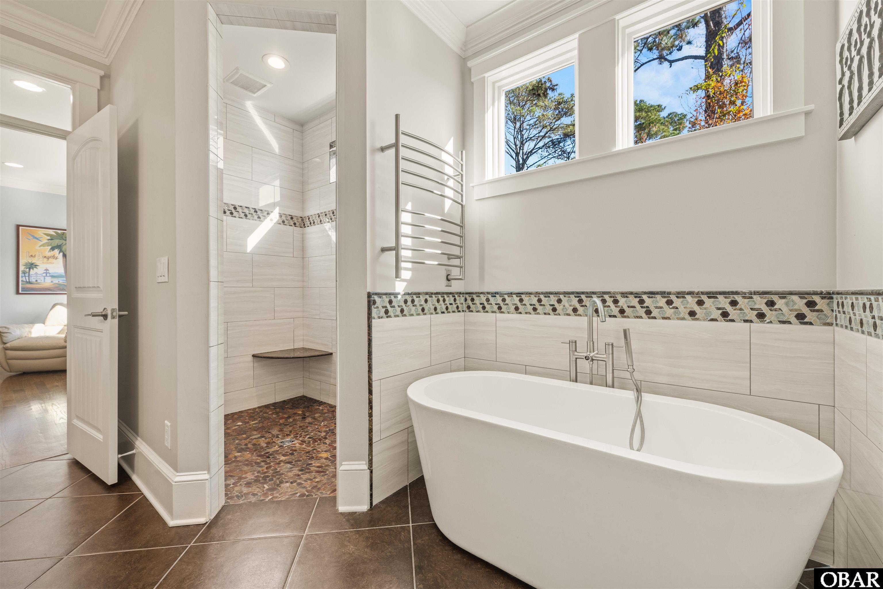 822 Back Bay Road, Manteo, NC 27954, 4 Bedrooms Bedrooms, ,3 BathroomsBathrooms,Residential,For sale,Back Bay Road,127595