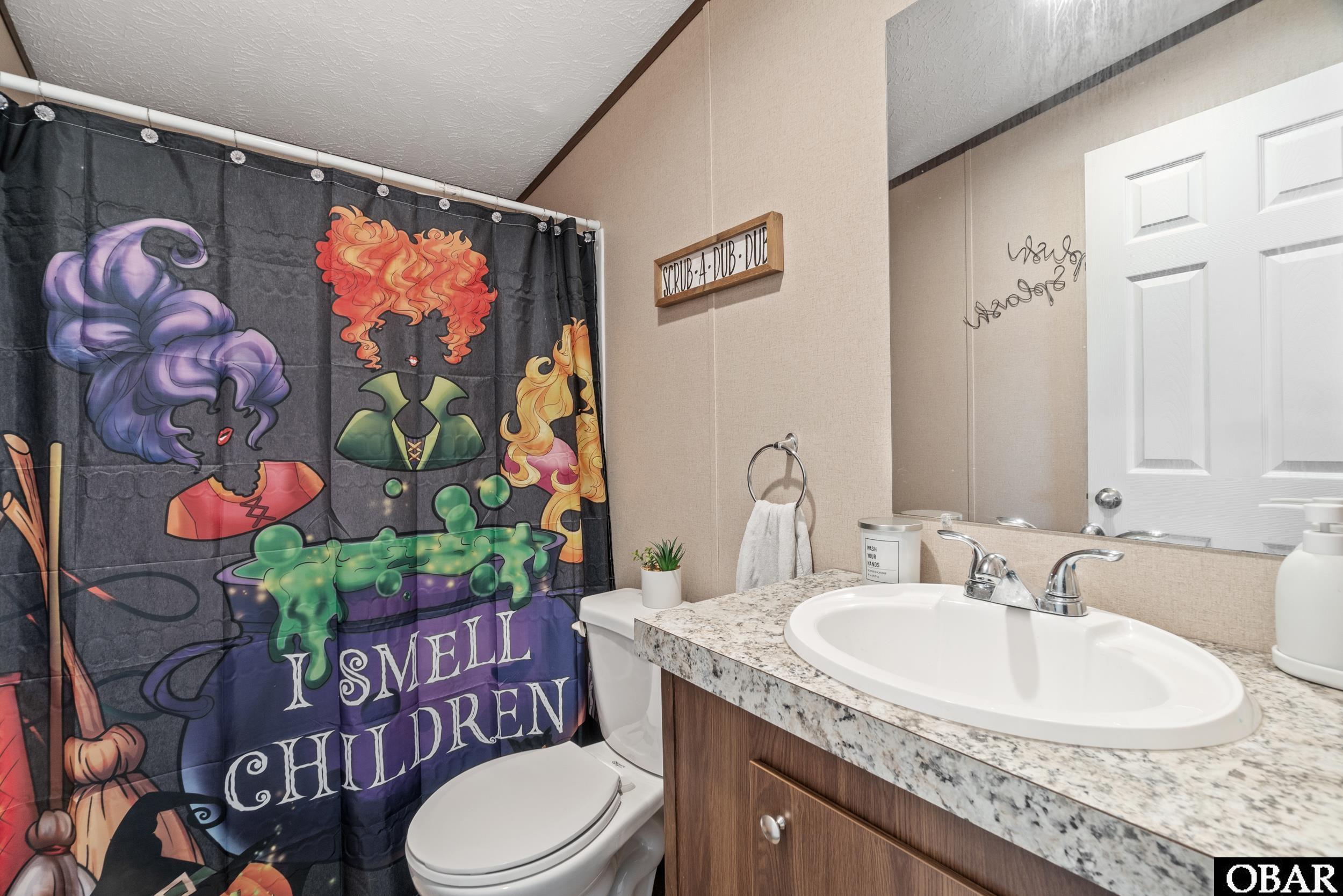 1929 Caratoke Highway, Moyock, NC 27958, 3 Bedrooms Bedrooms, ,2 BathroomsBathrooms,Residential,For sale,Caratoke Highway,127596