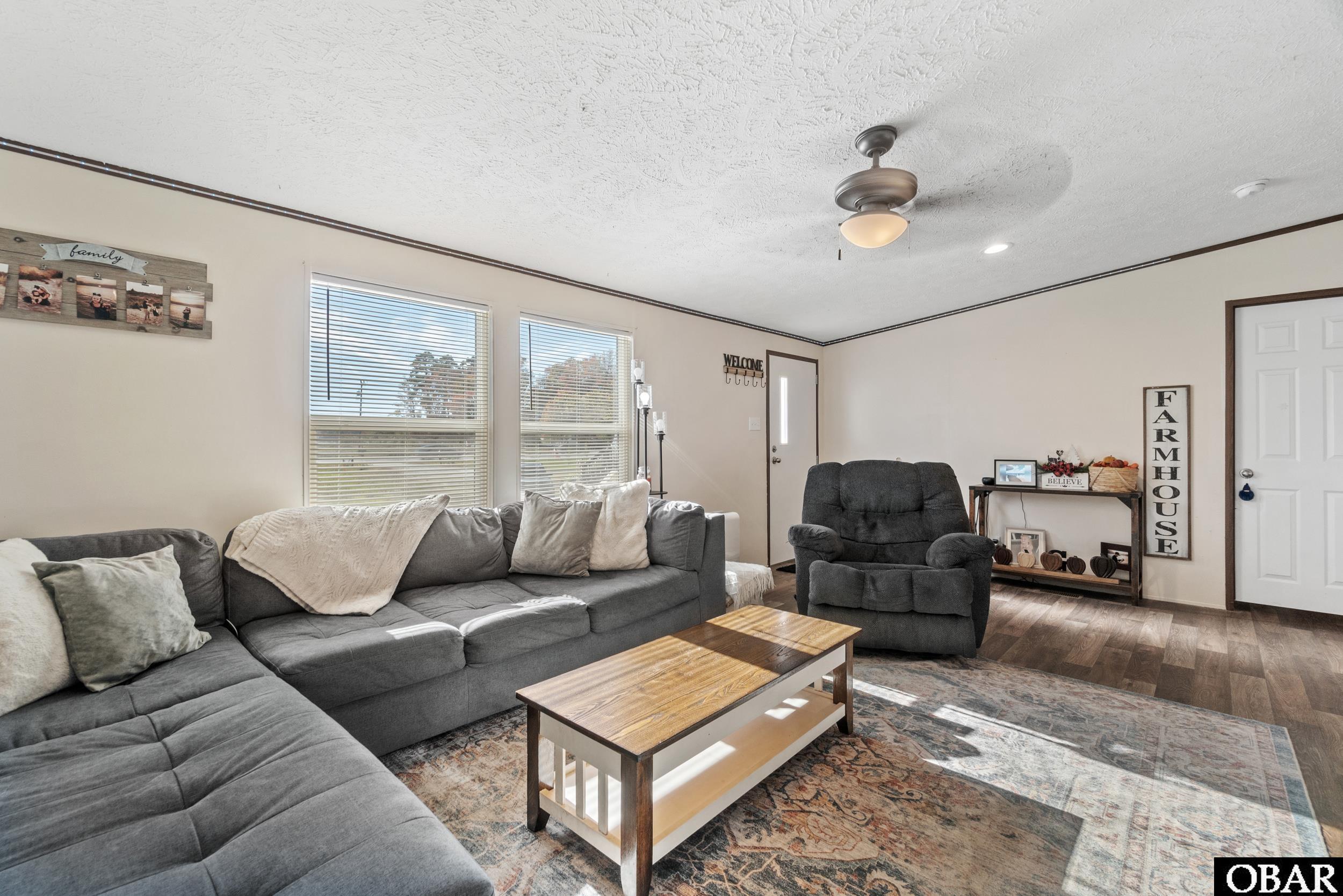 1929 Caratoke Highway, Moyock, NC 27958, 3 Bedrooms Bedrooms, ,2 BathroomsBathrooms,Residential,For sale,Caratoke Highway,127596