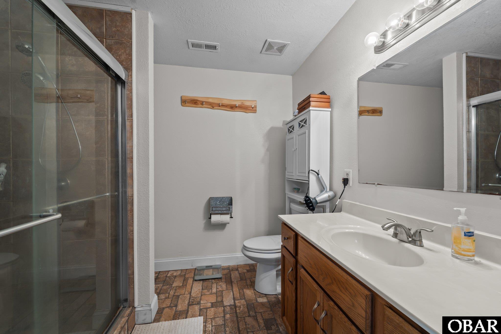 47909 Buxton Back Road, Buxton, NC 27920, 3 Bedrooms Bedrooms, ,2 BathroomsBathrooms,Residential,For sale,Buxton Back Road,127604