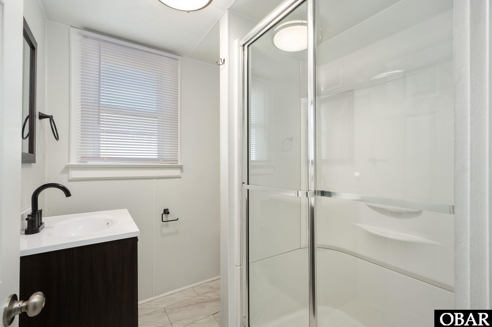 202 Clark Street, Kill Devil Hills, NC 27948, 3 Bedrooms Bedrooms, ,1 BathroomBathrooms,Residential,For sale,Clark Street,127608