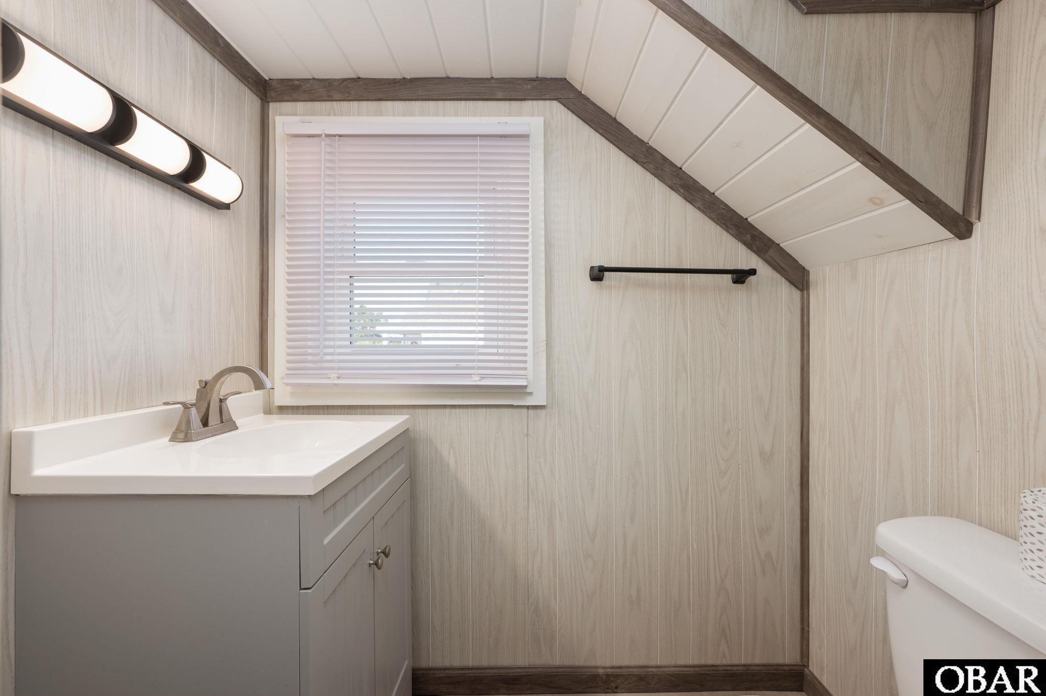 202 Clark Street, Kill Devil Hills, NC 27948, 3 Bedrooms Bedrooms, ,1 BathroomBathrooms,Residential,For sale,Clark Street,127608