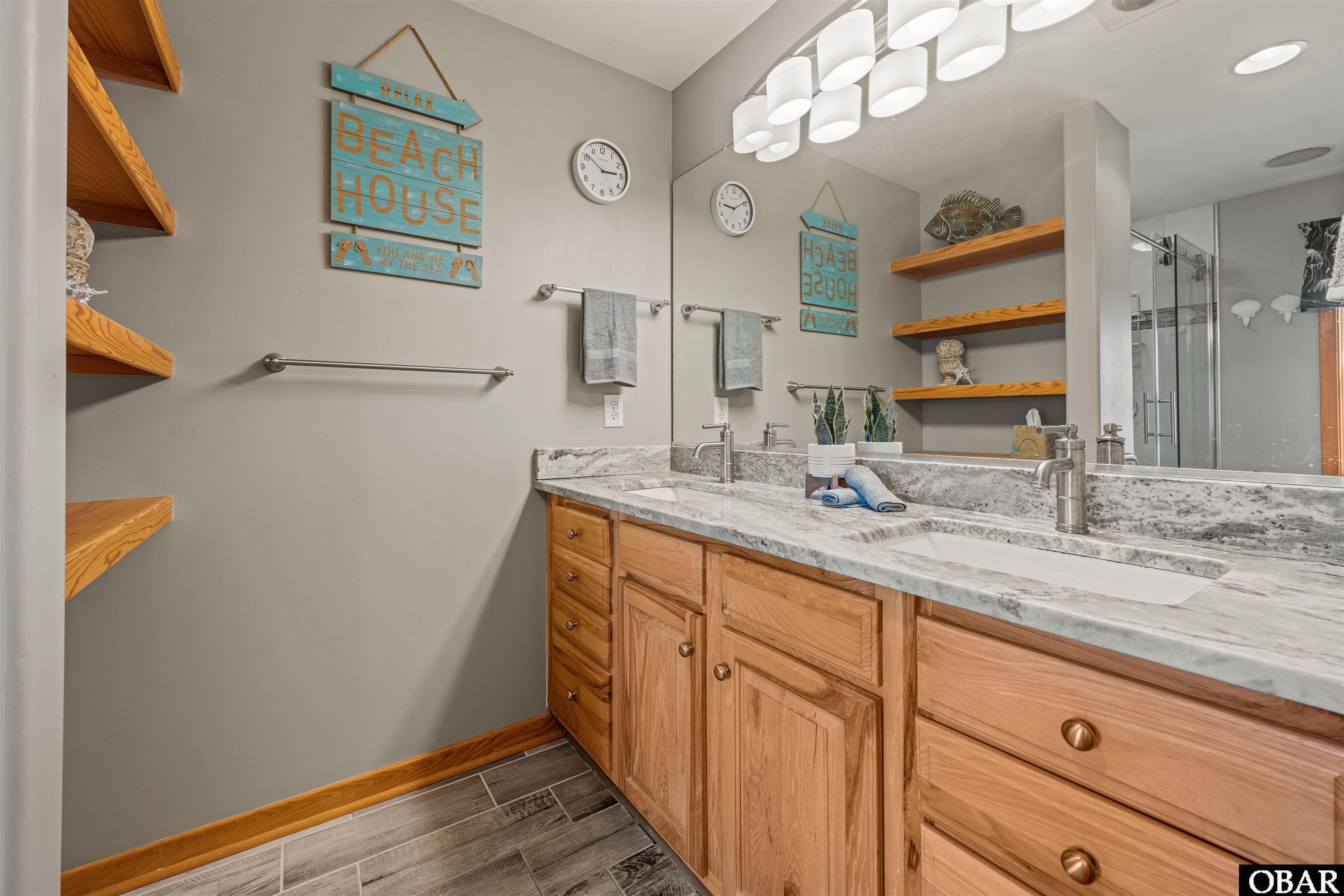 1672 Sandfiddler Road, Corolla, NC 27927, 5 Bedrooms Bedrooms, ,4 BathroomsBathrooms,Residential,For sale,Sandfiddler Road,127609