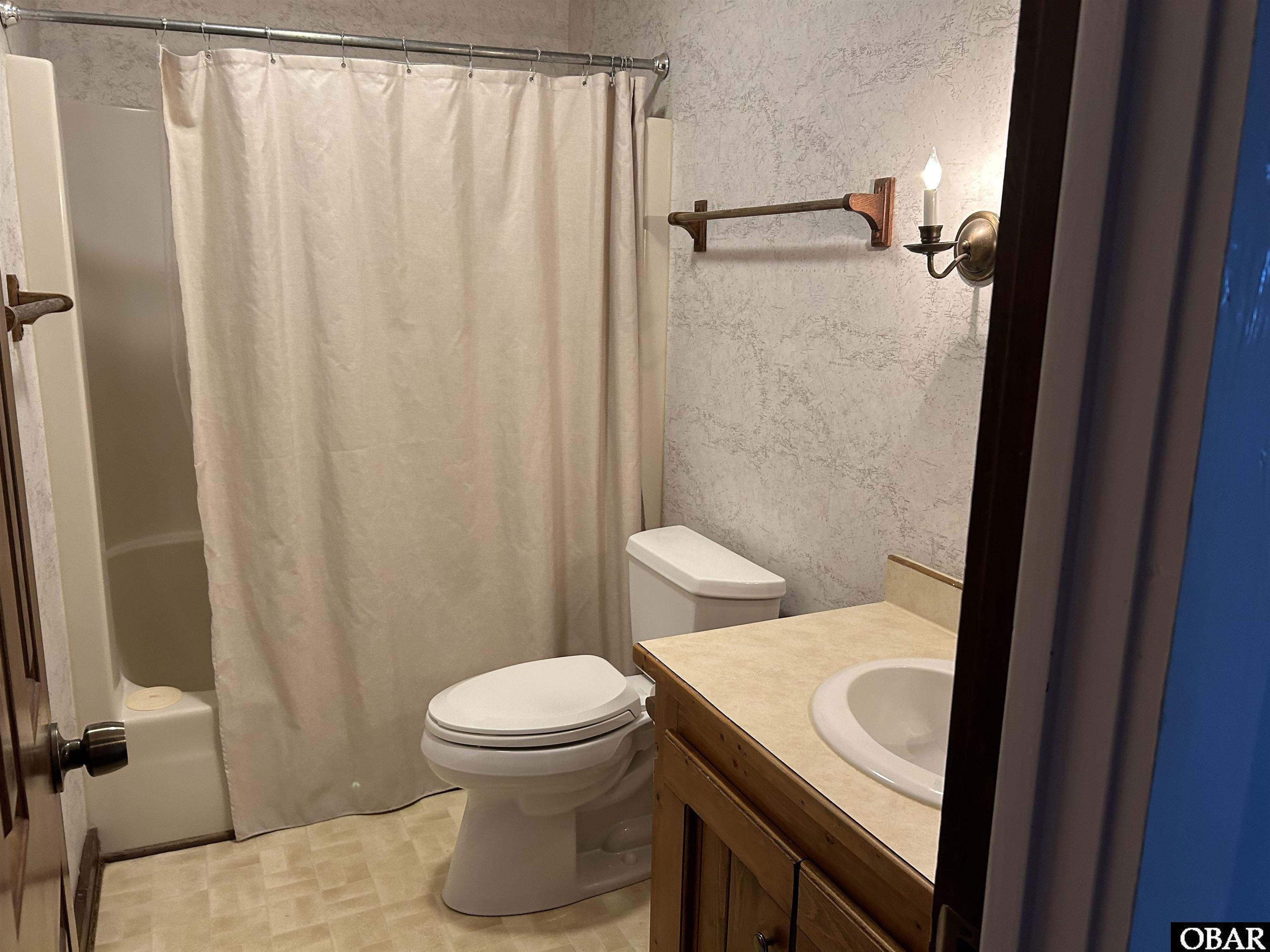 206 Hawks Nest Court, Nags Head, NC 27959, 4 Bedrooms Bedrooms, ,3 BathroomsBathrooms,Residential,For sale,Hawks Nest Court,127615