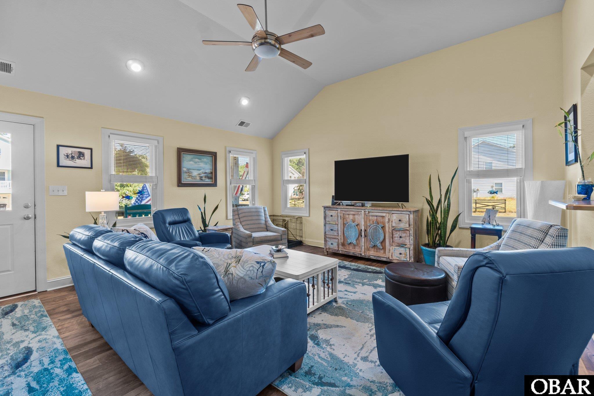 103 Captain Hobbs Court, Kitty Hawk, NC 27949-6029, 3 Bedrooms Bedrooms, ,2 BathroomsBathrooms,Residential,For sale,Captain Hobbs Court,127619