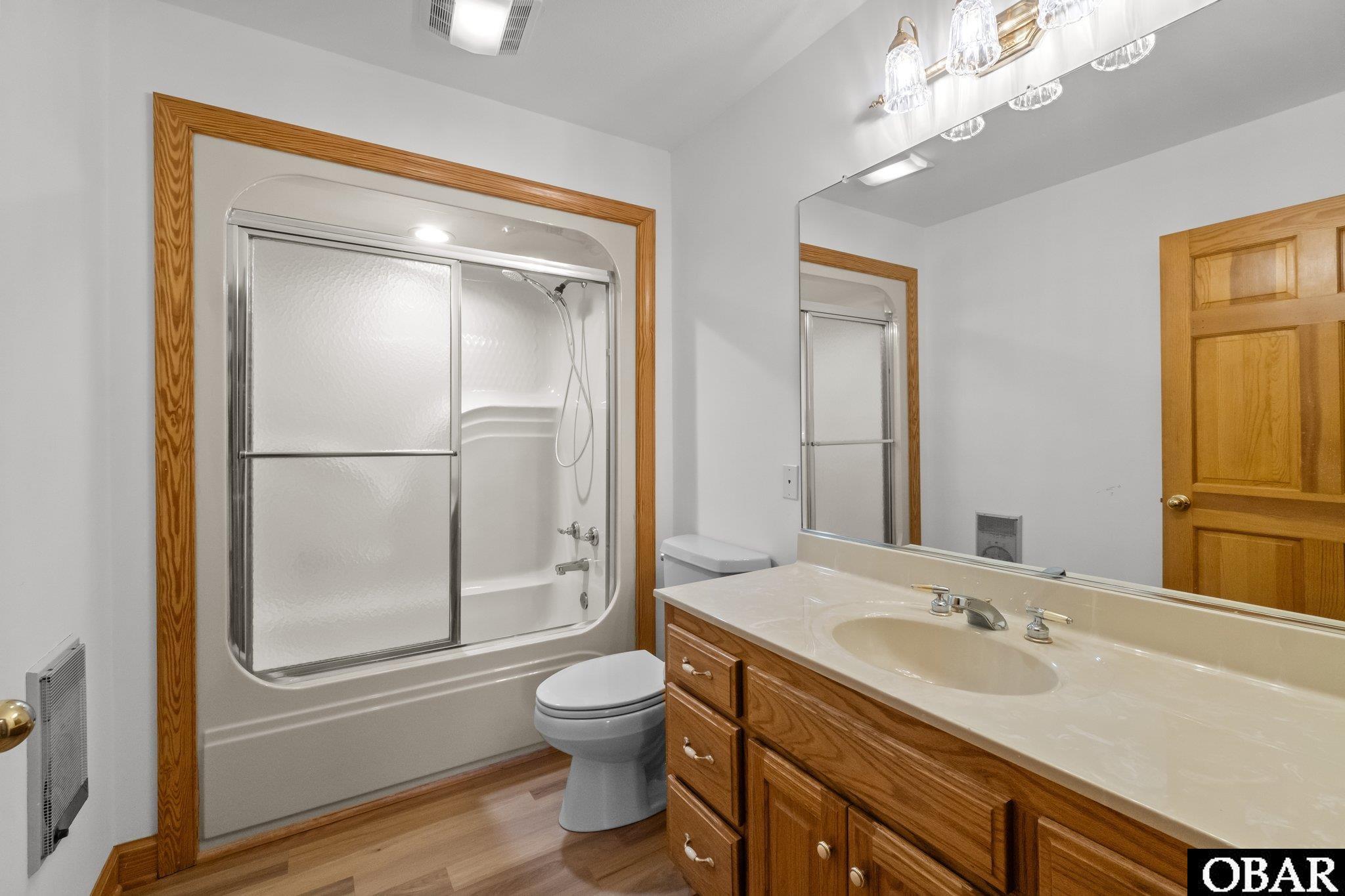 136 Daphne Lane, Manteo, NC 27954, 5 Bedrooms Bedrooms, ,3 BathroomsBathrooms,Residential,For sale,Daphne Lane,127622