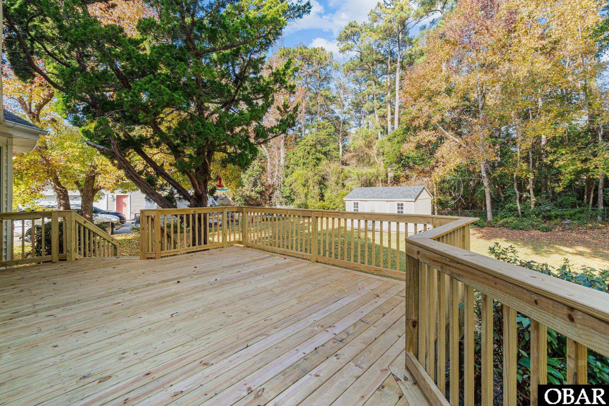 136 Daphne Lane, Manteo, NC 27954, 5 Bedrooms Bedrooms, ,3 BathroomsBathrooms,Residential,For sale,Daphne Lane,127622