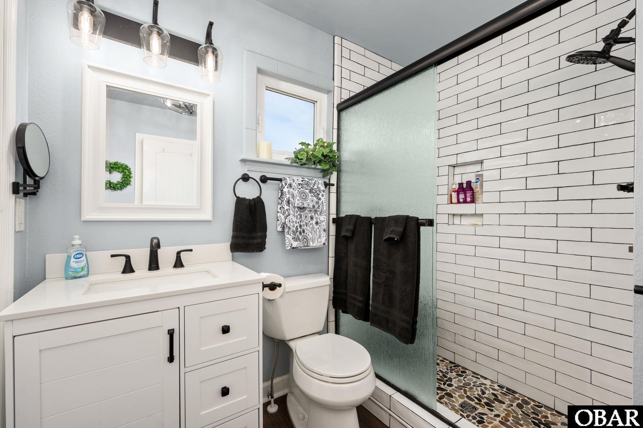 1907 Harbour View Drive, Kill Devil Hills, NC 27948, 3 Bedrooms Bedrooms, ,2 BathroomsBathrooms,Residential,For sale,Harbour View Drive,127623