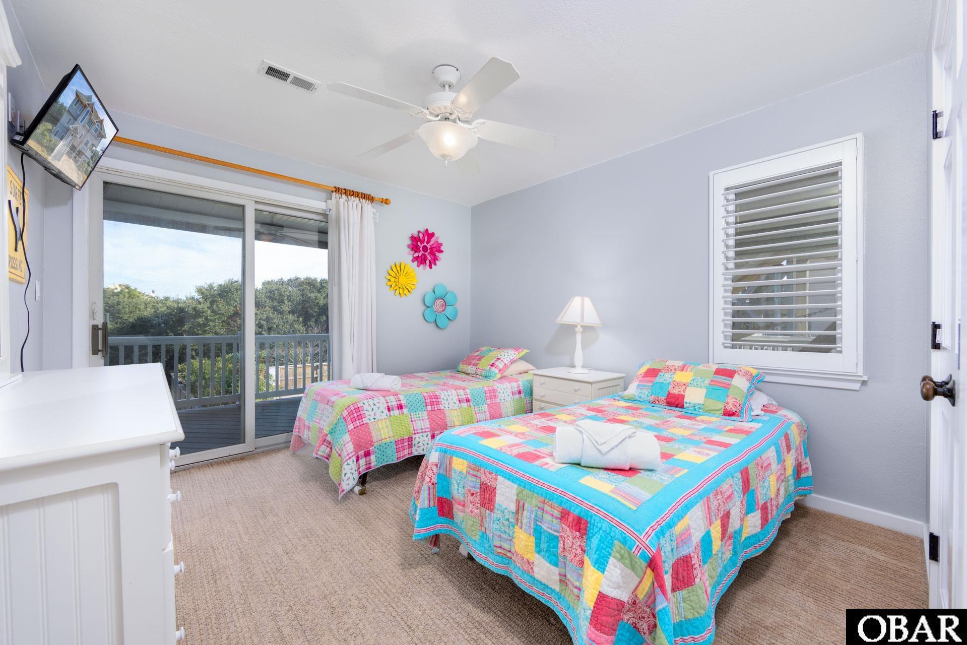 927 Corolla Drive, Corolla, NC 27927, 5 Bedrooms Bedrooms, ,5 BathroomsBathrooms,Residential,For sale,Corolla Drive,127624