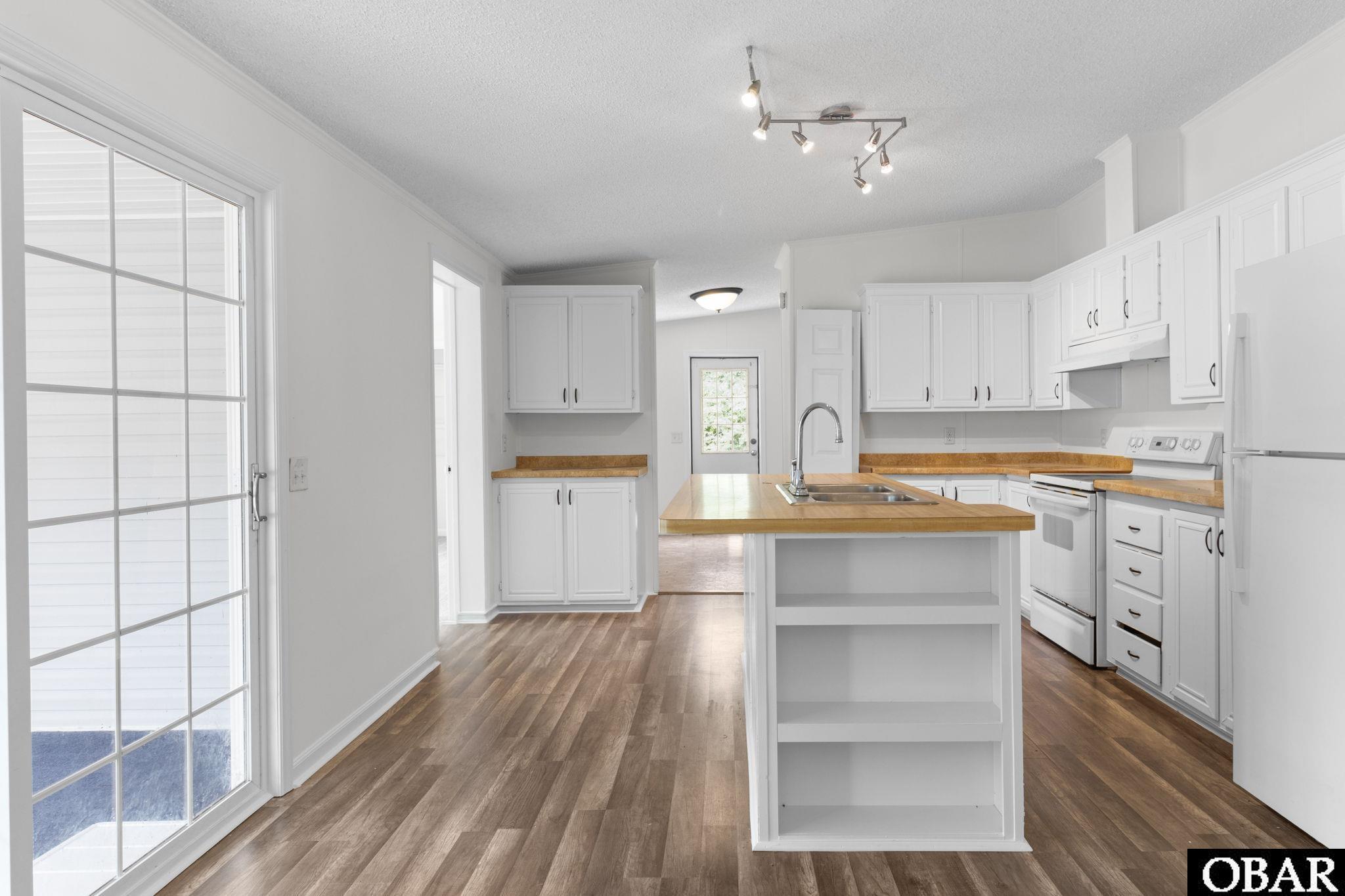 265 Maple Road, Maple, NC 27956, 4 Bedrooms Bedrooms, ,2 BathroomsBathrooms,Residential,For sale,Maple Road,127625