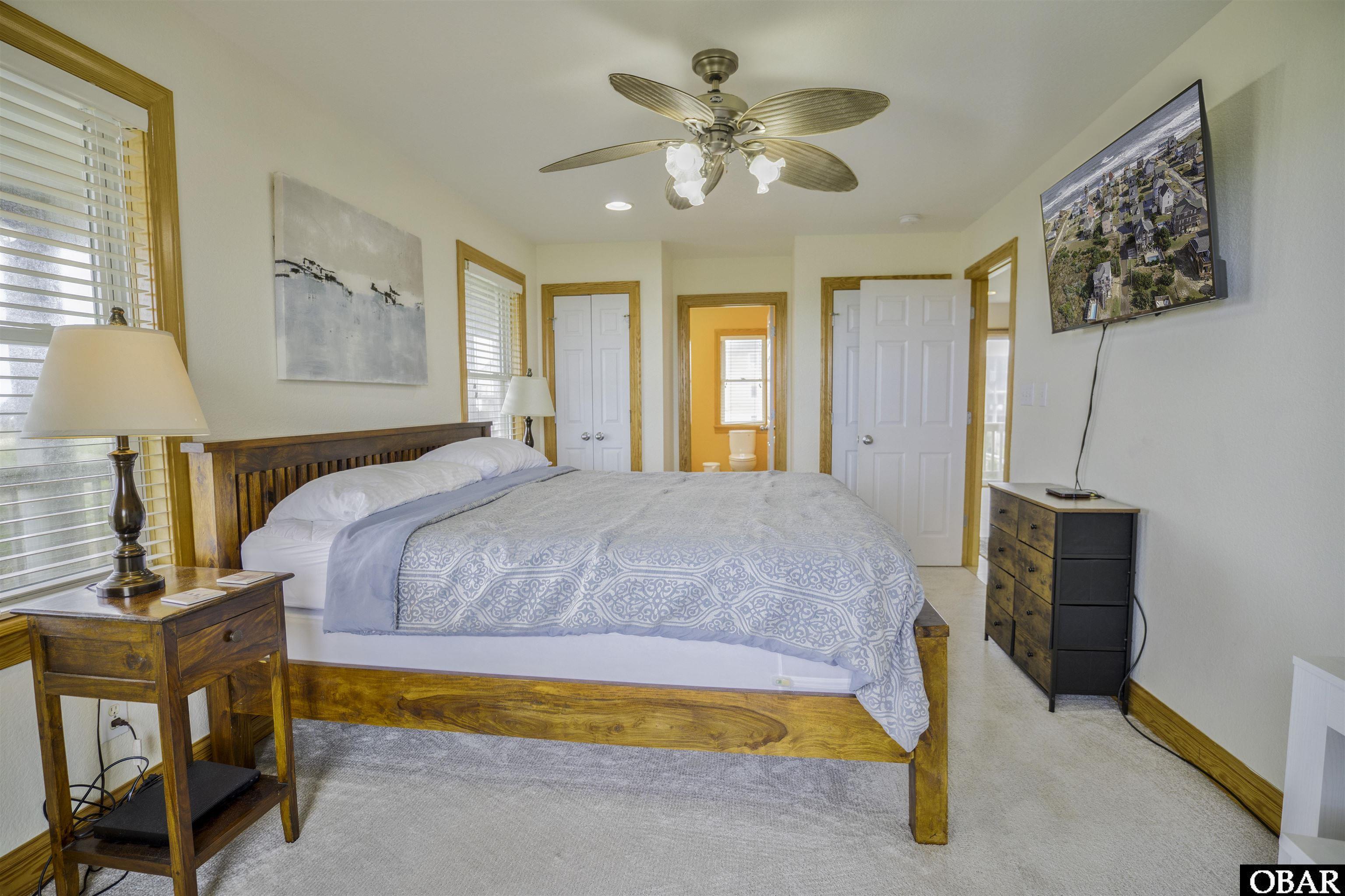 en-suite on the 2nd floor