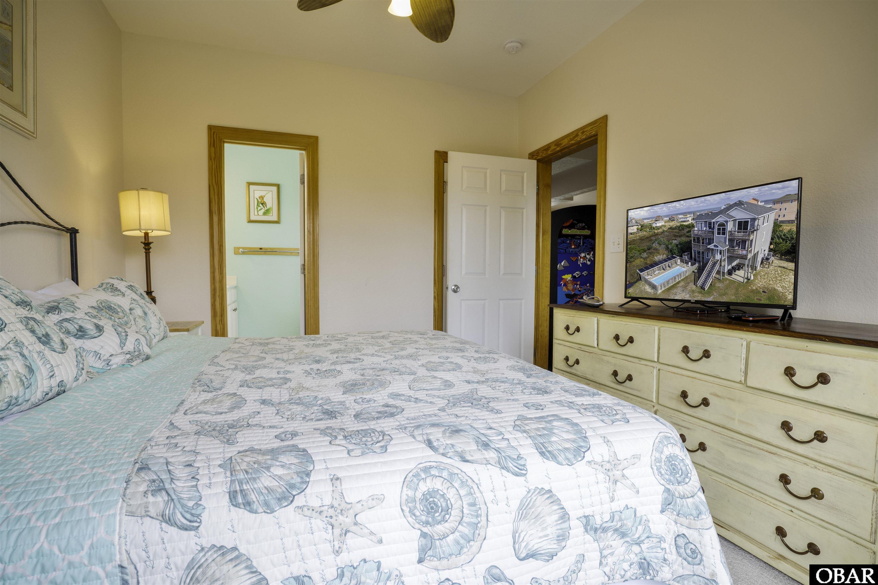 23211 Sea Oats Drive, Rodanthe, NC 27968, 5 Bedrooms Bedrooms, ,4 BathroomsBathrooms,Residential,For sale,Sea Oats Drive,127631