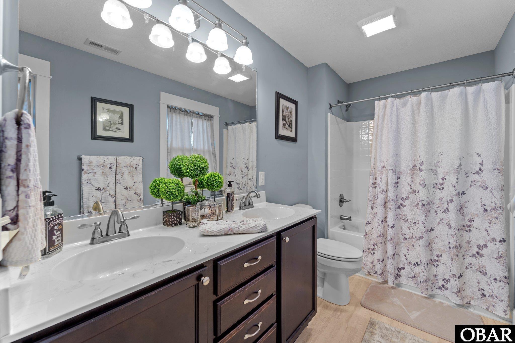 206 Sunrise Crossing Dr, Kill Devil Hills, NC 27948, 4 Bedrooms Bedrooms, ,3 BathroomsBathrooms,Residential,For sale,Sunrise Crossing Dr,127636