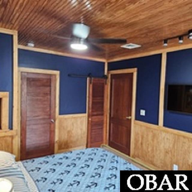 Bedroom #1
