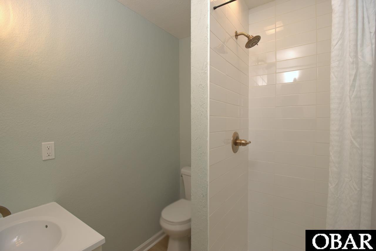506 Harbour View Drive, Kill Devil Hills, NC 27949, 3 Bedrooms Bedrooms, ,2 BathroomsBathrooms,Residential,For sale,Harbour View Drive,127645