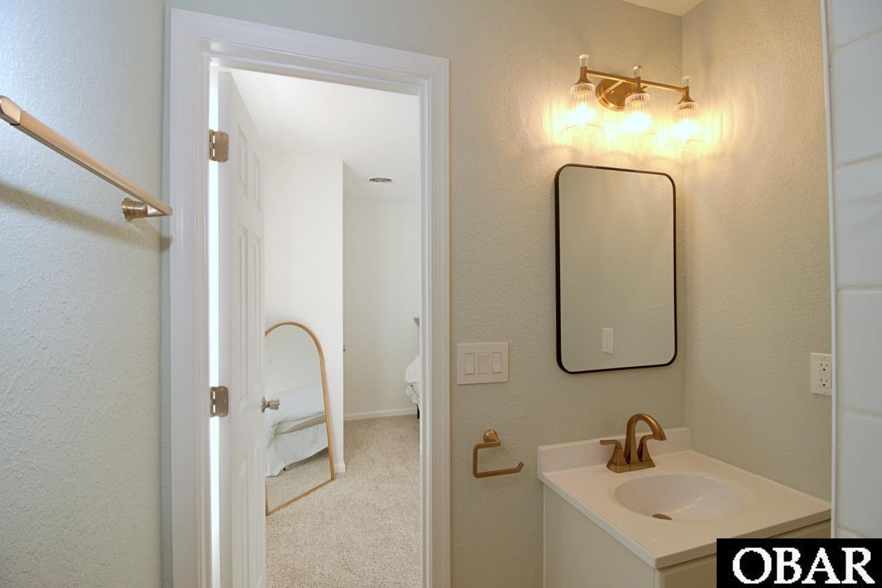 506 Harbour View Drive, Kill Devil Hills, NC 27949, 3 Bedrooms Bedrooms, ,2 BathroomsBathrooms,Residential,For sale,Harbour View Drive,127645