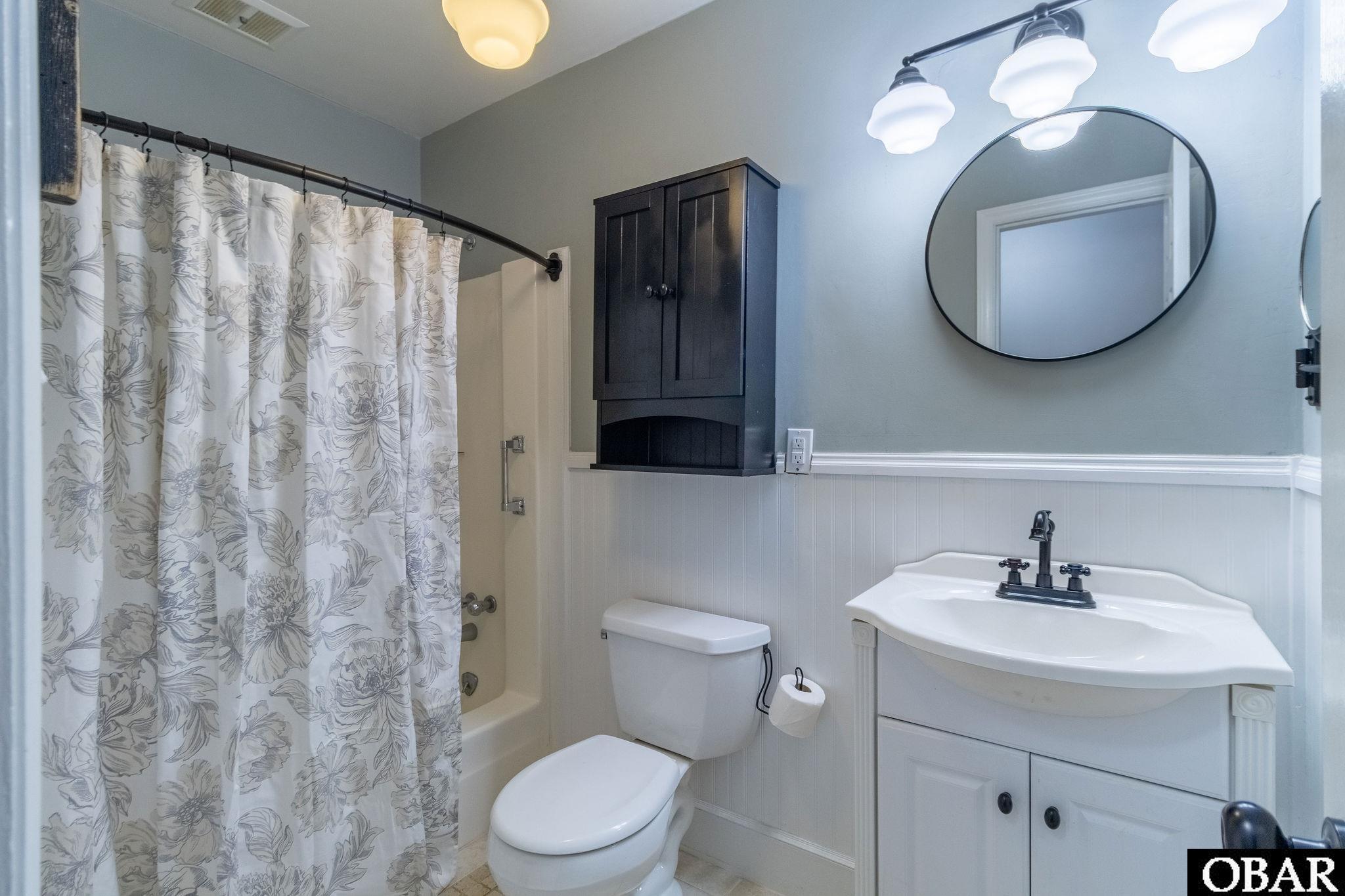 953 First Street, Manteo, NC 27954, 3 Bedrooms Bedrooms, ,2 BathroomsBathrooms,Residential,For sale,First Street,127648