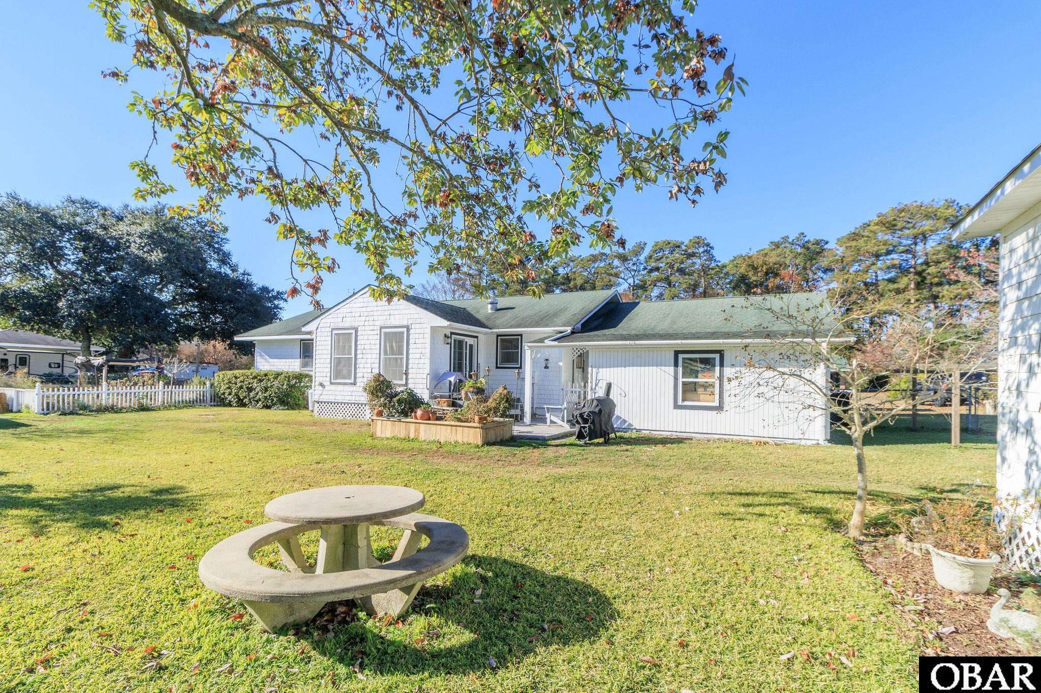 953 First Street, Manteo, NC 27954, 3 Bedrooms Bedrooms, ,2 BathroomsBathrooms,Residential,For sale,First Street,127648