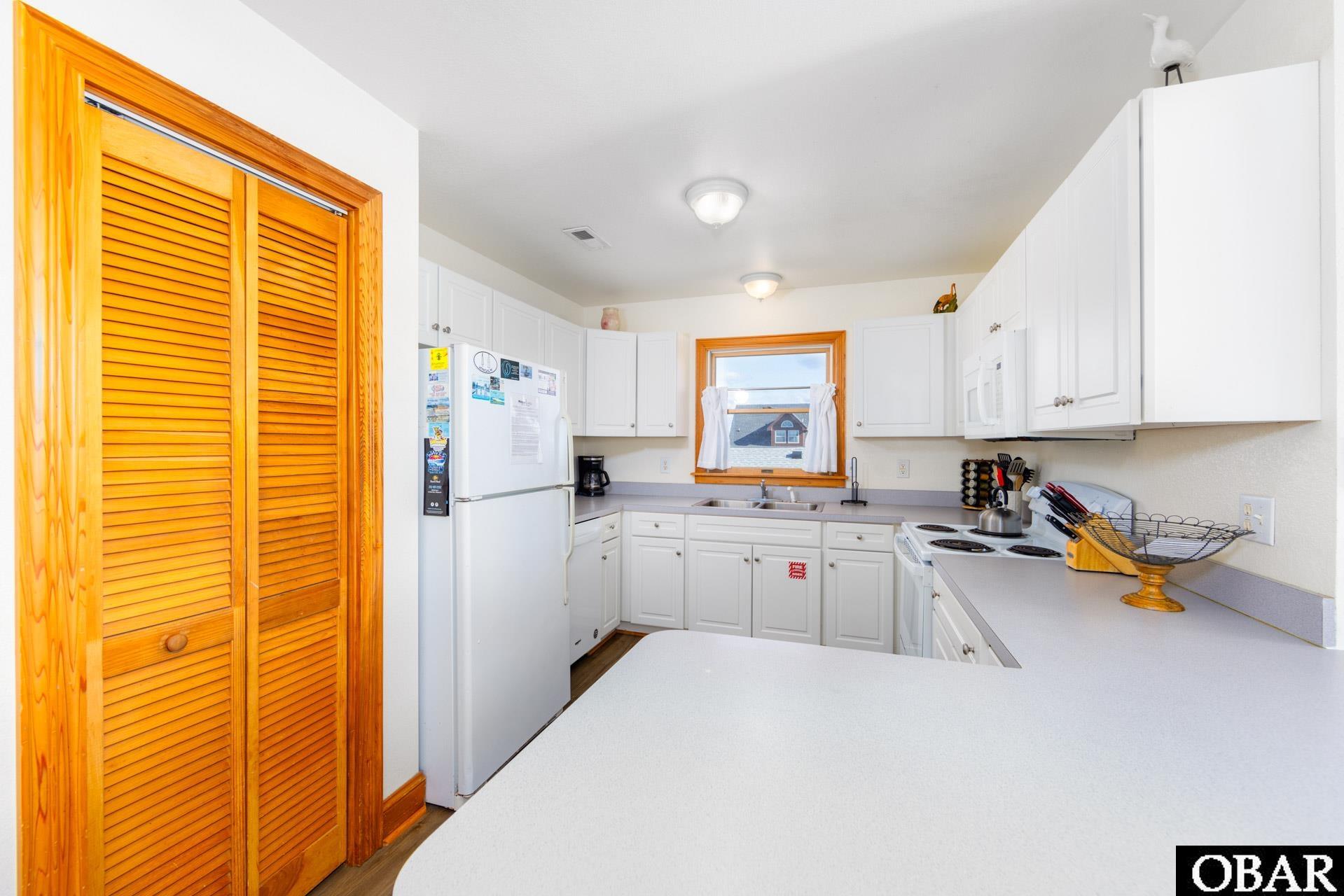 23228 Surf Side Drive, Rodanthe, NC 27968, 5 Bedrooms Bedrooms, ,3 BathroomsBathrooms,Residential,For sale,Surf Side Drive,127649