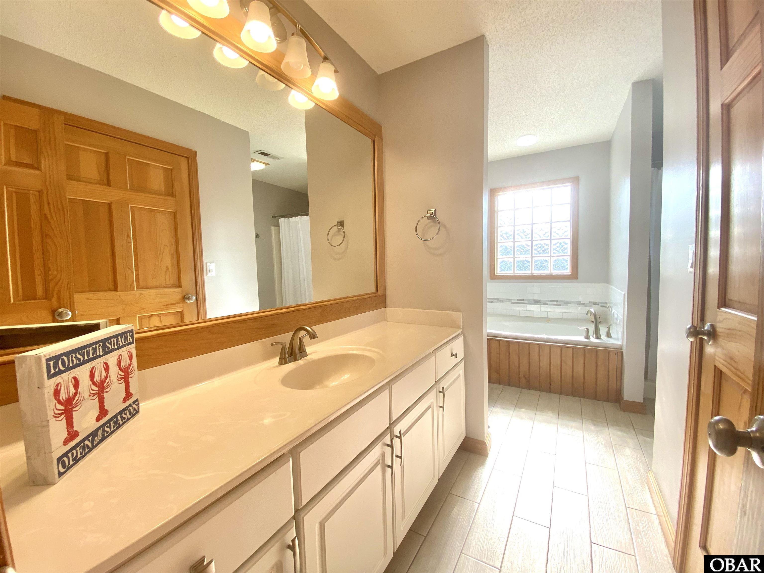 1270 Fourwinds Court, Corolla, NC 27927, 6 Bedrooms Bedrooms, ,4 BathroomsBathrooms,Residential,For sale,Fourwinds Court,127650