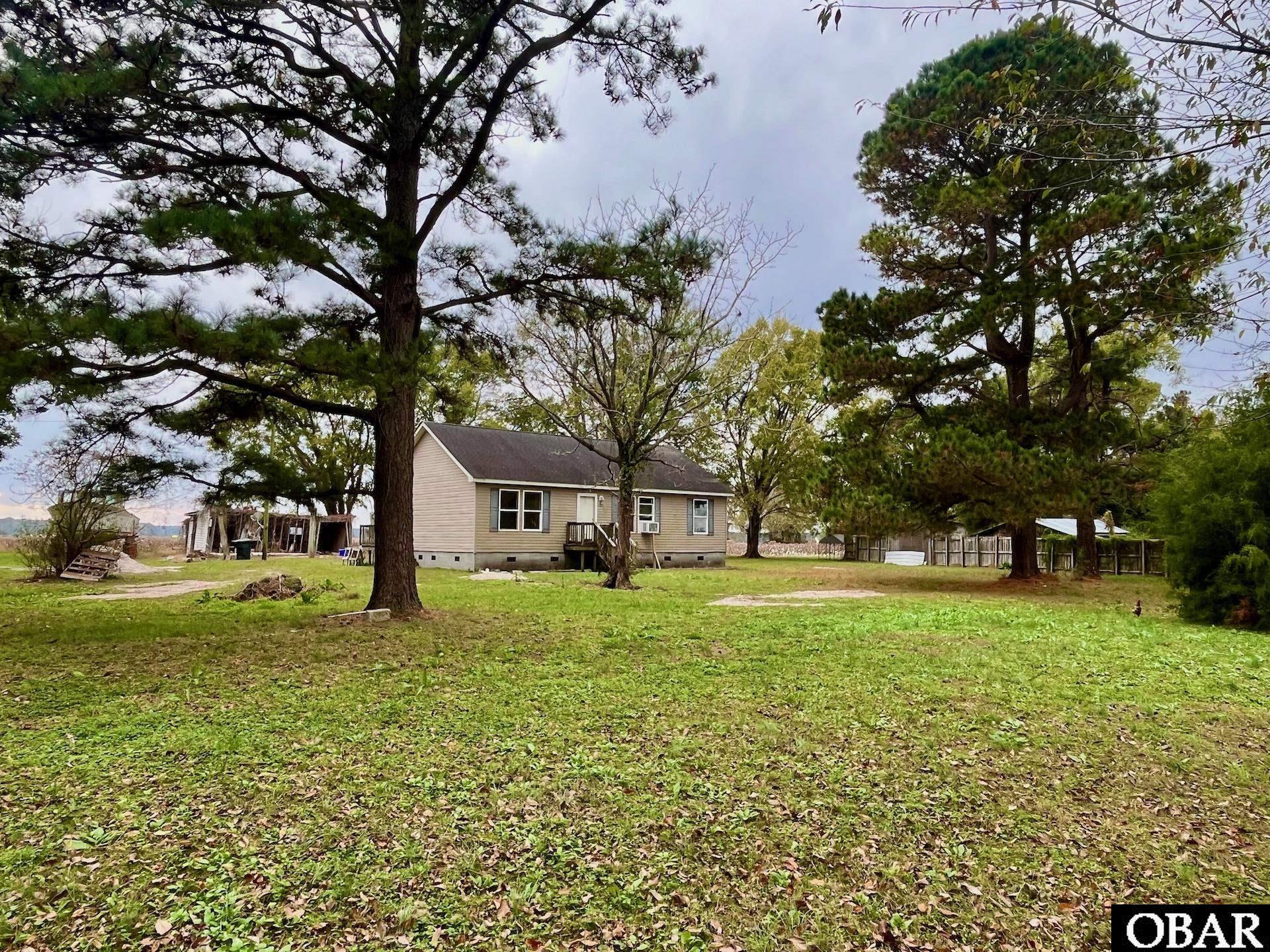 12440 North Lake Road, Engelhard, NC 27824, 3 Bedrooms Bedrooms, ,2 BathroomsBathrooms,Residential,For sale,North Lake Road,127661