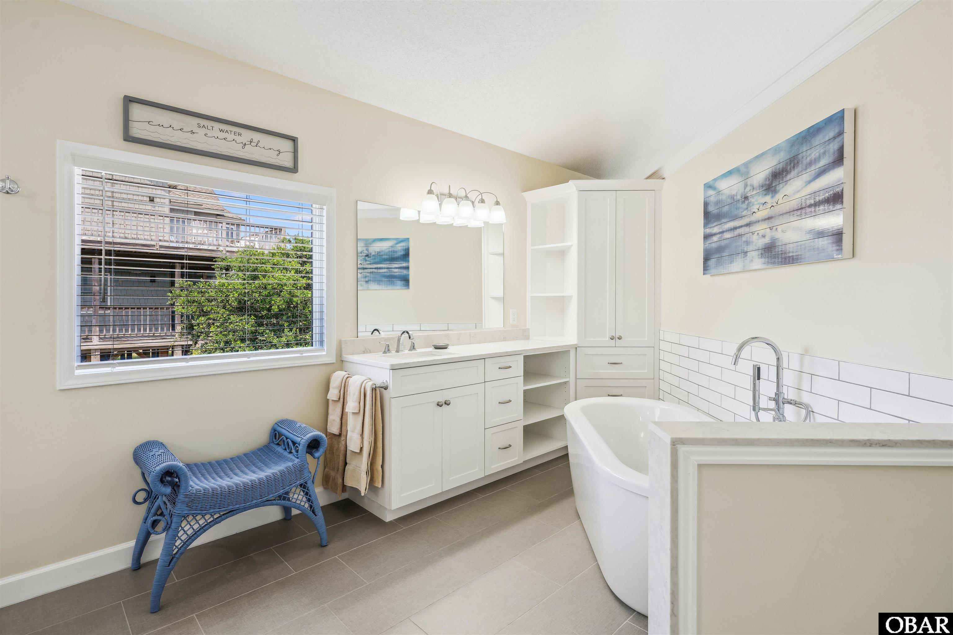 125 Foresail Court, Duck, NC 27949-4472, 4 Bedrooms Bedrooms, ,4 BathroomsBathrooms,Residential,For sale,Foresail Court,127663