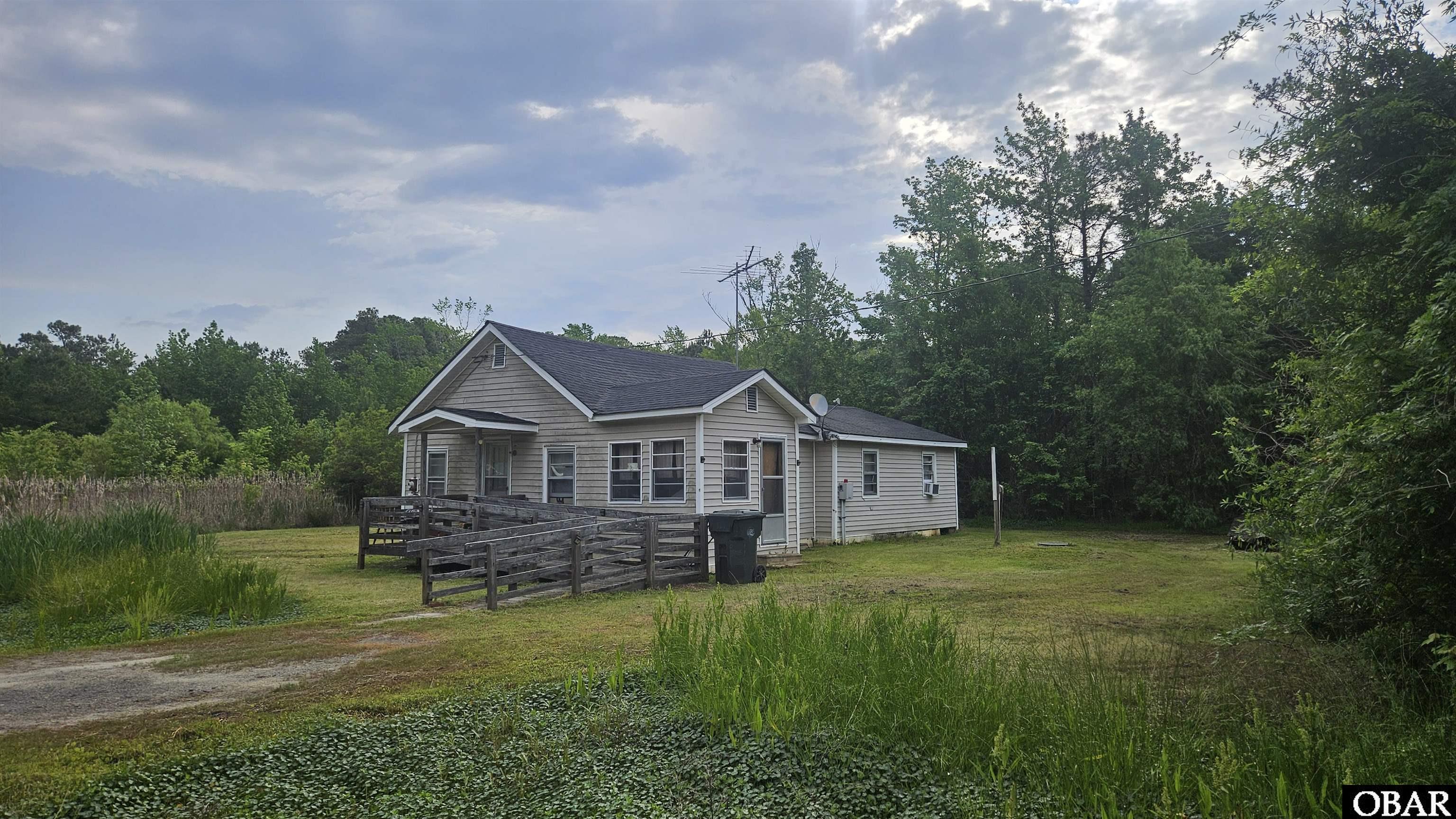 800 Goat Neck Road 