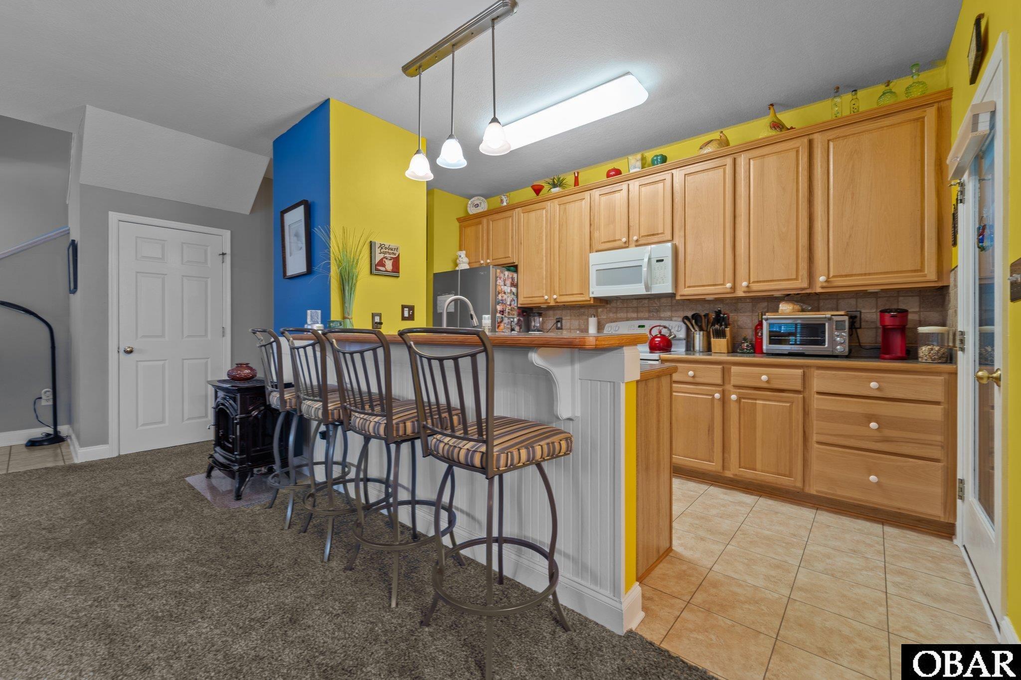 Kitchen Bar area