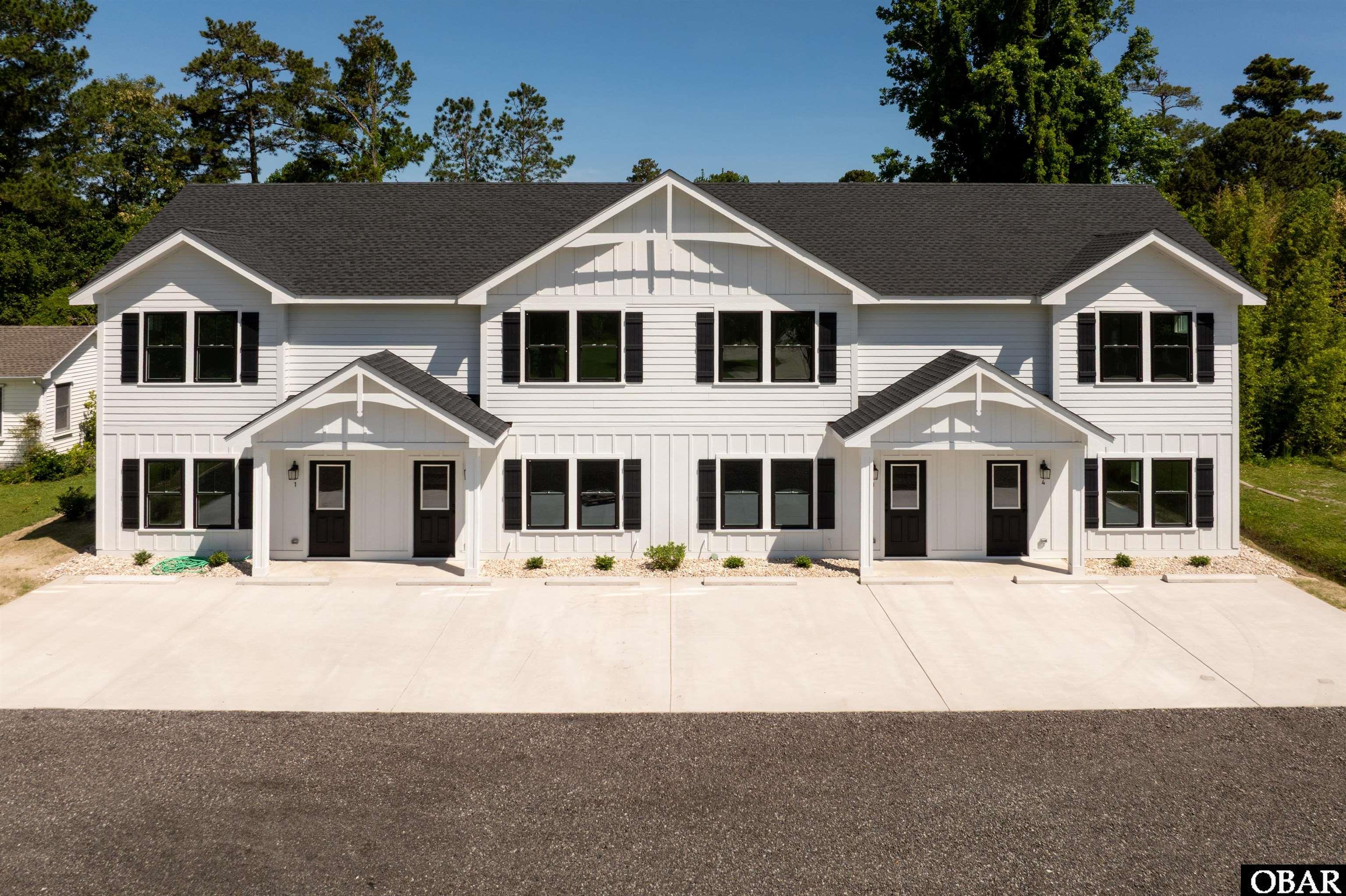 517 Ananias Dare Street <br> Manteo NC