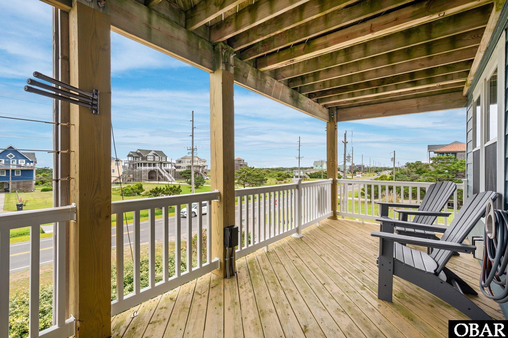 Mid Level Deck
