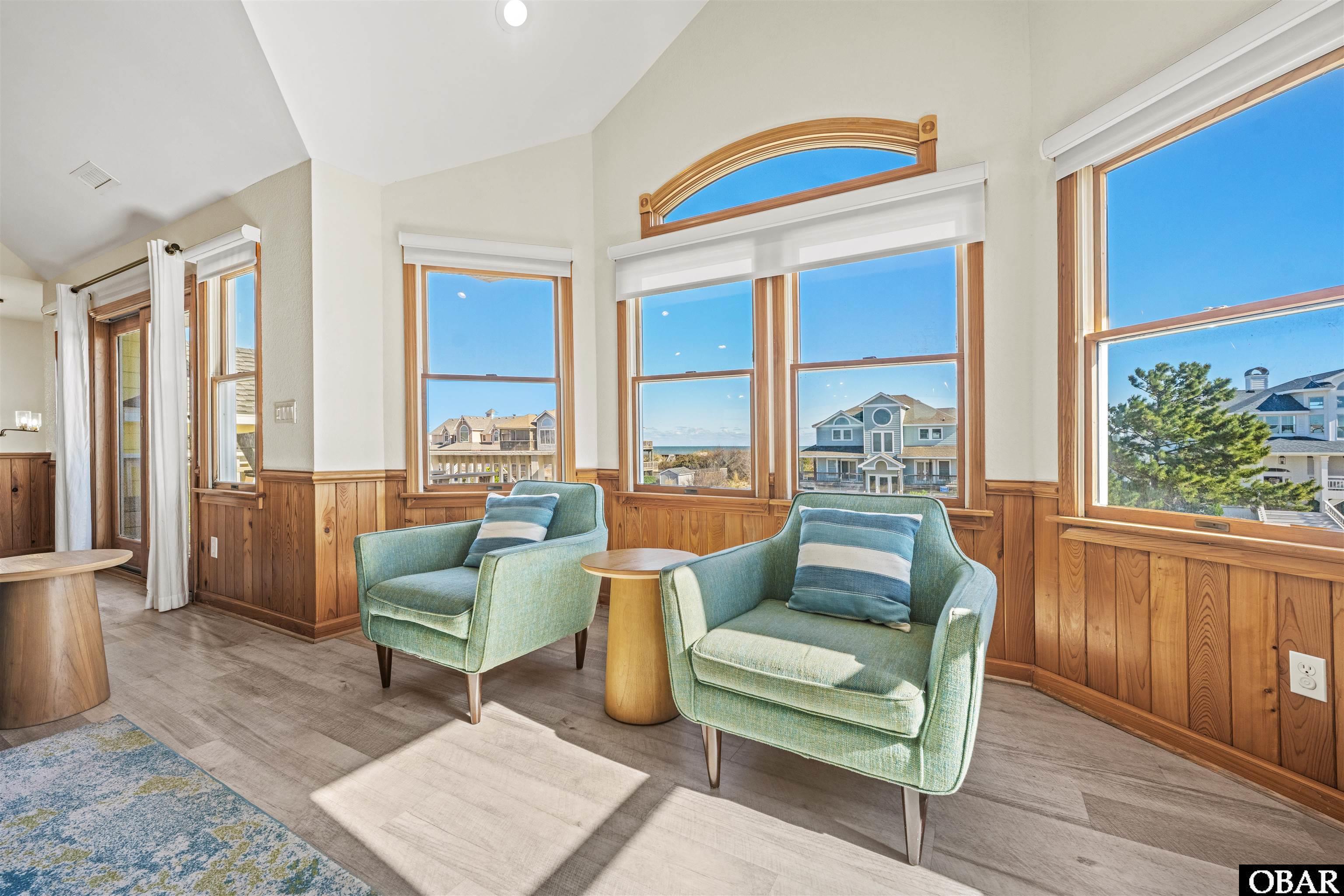 880 Lighthouse Drive 