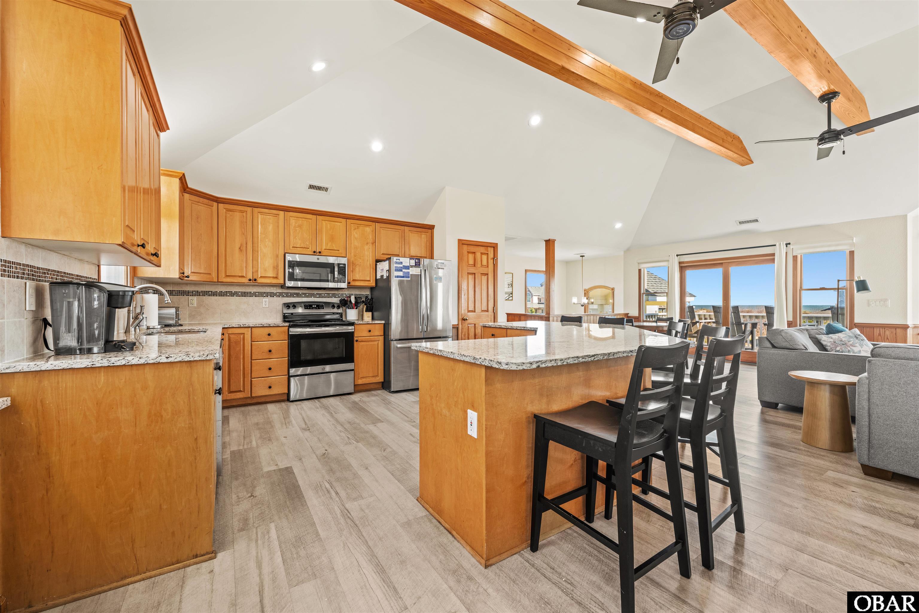 880 Lighthouse Drive 