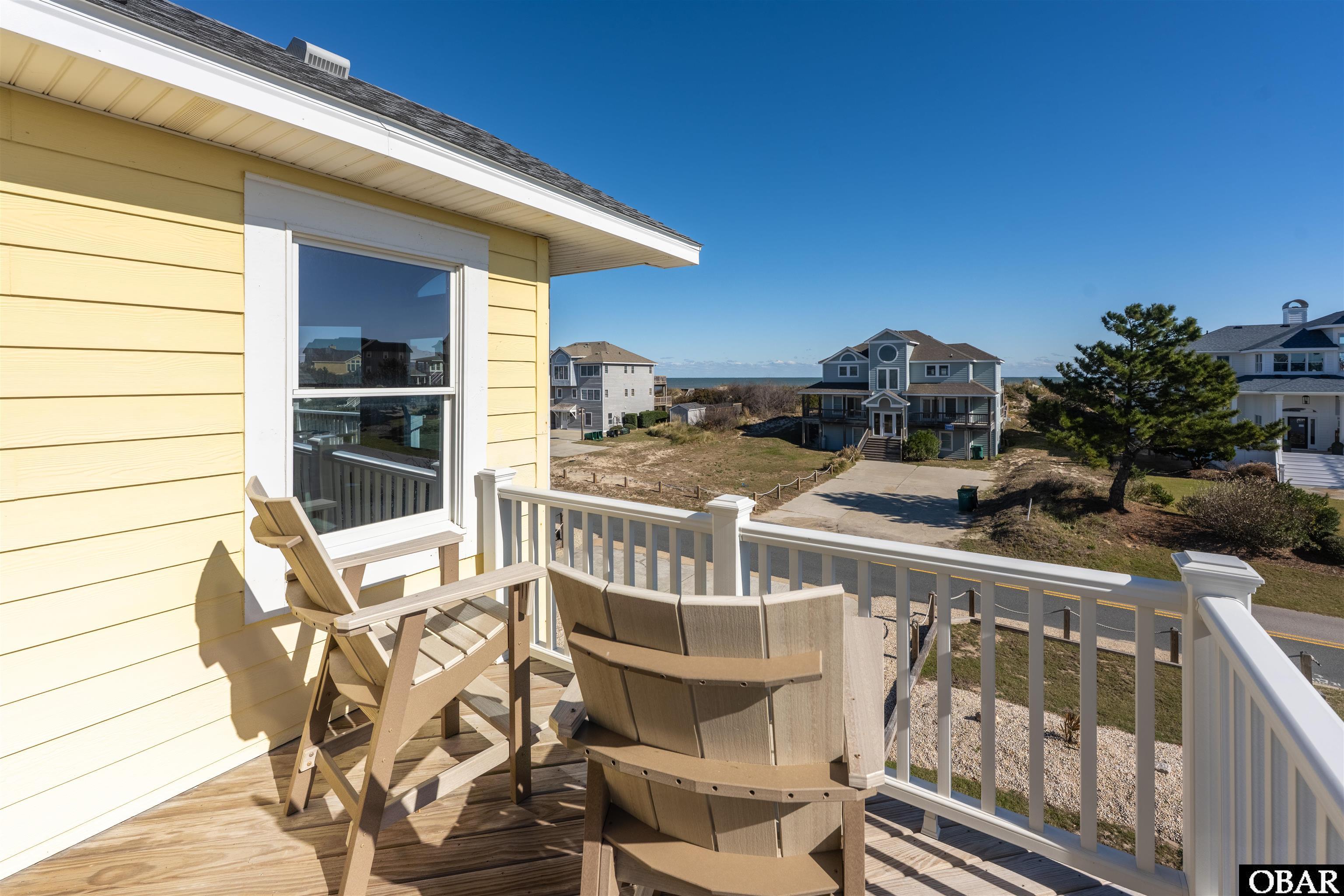 880 Lighthouse Drive 