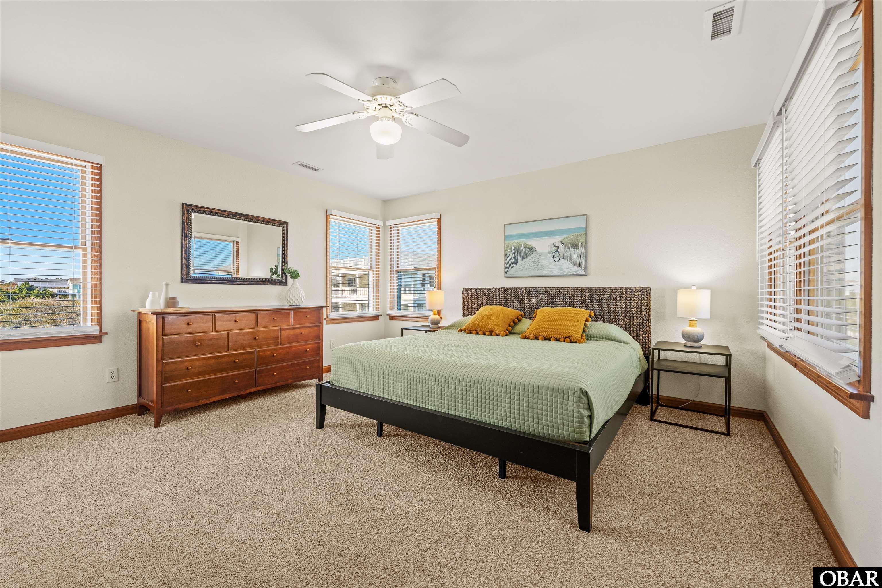 880 Lighthouse Drive 