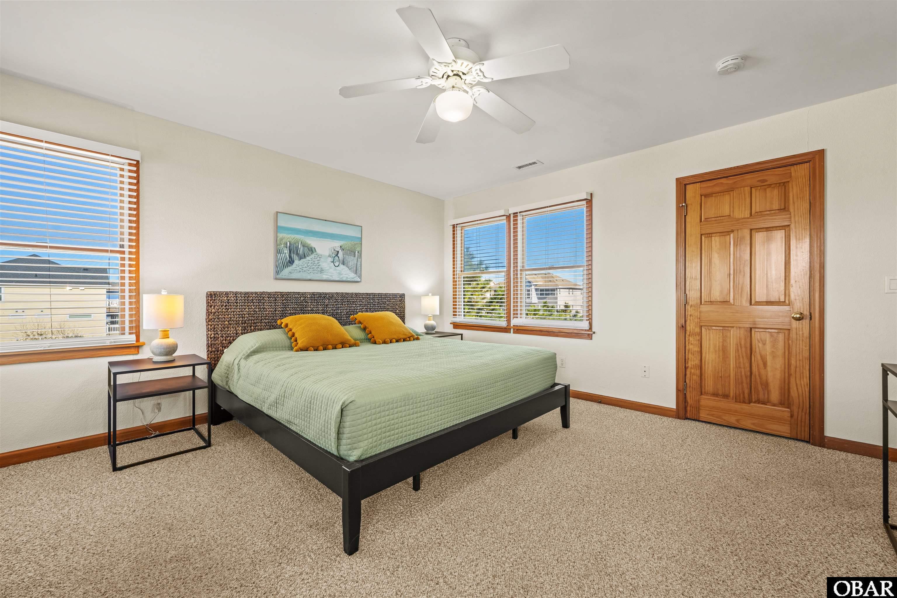 880 Lighthouse Drive 